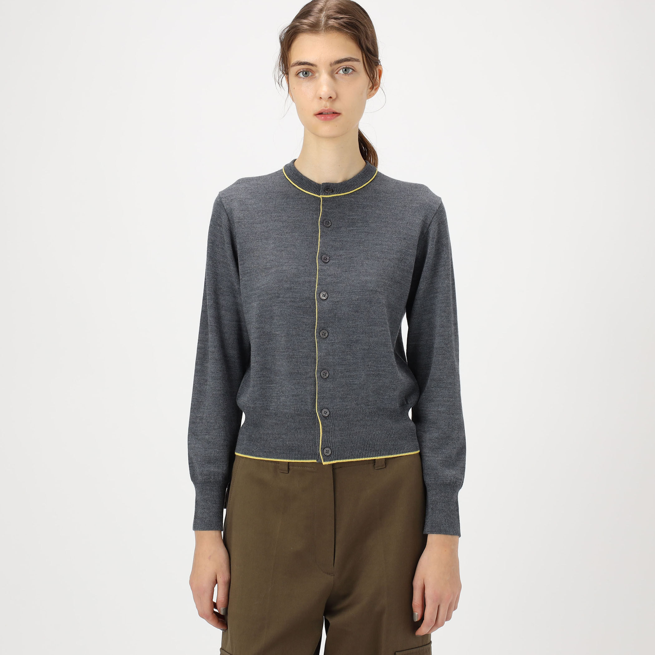 プレーンウール クルーネックカーディガン｜トゥモローランド 公式通販