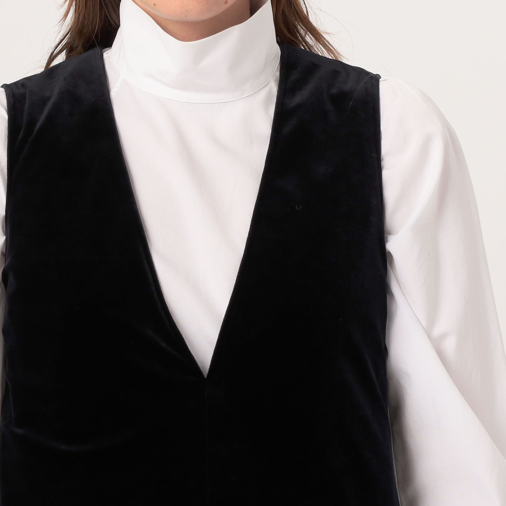 ソフトベロア Vネックロングワンピース｜トゥモローランド 公式通販