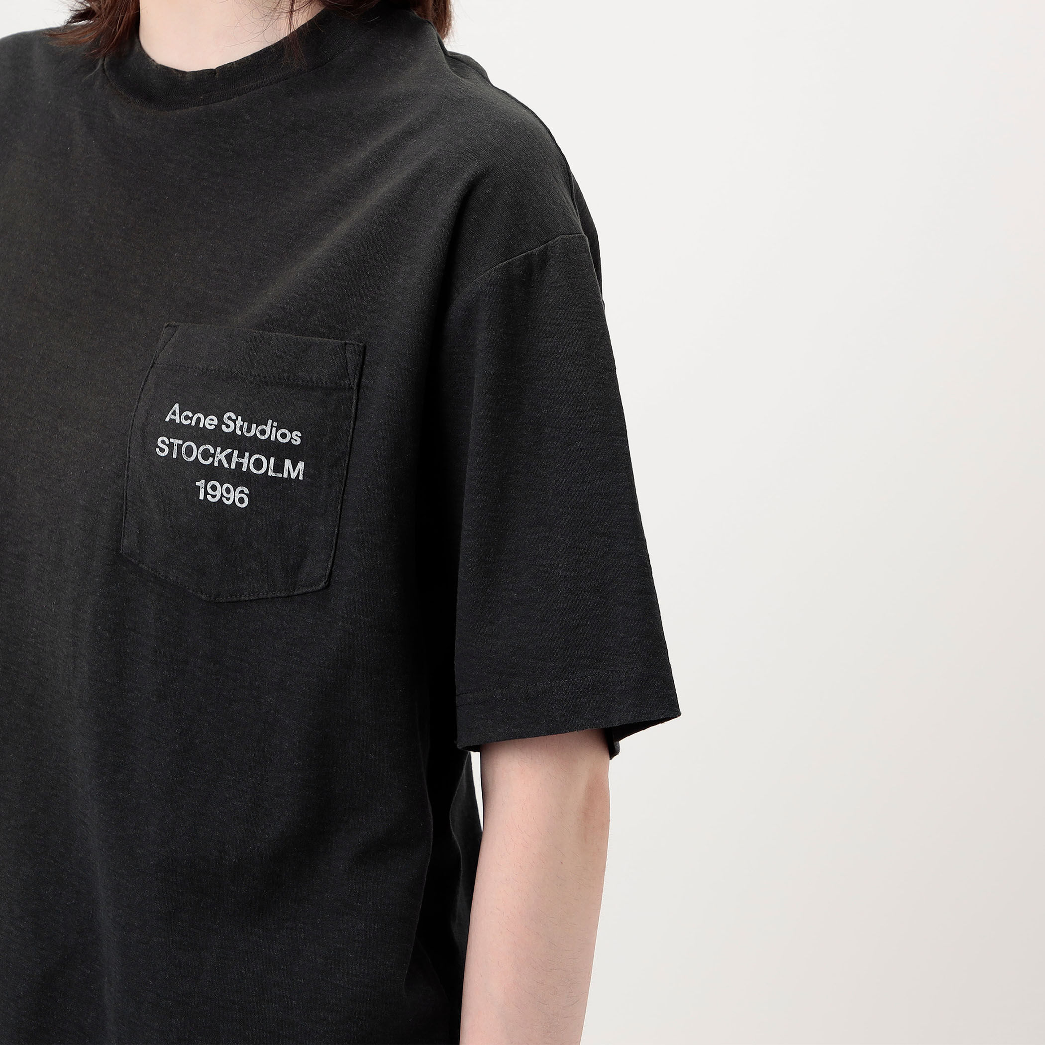 Acne Studios コットンリネン プリントTシャツ｜トゥモローランド 公式