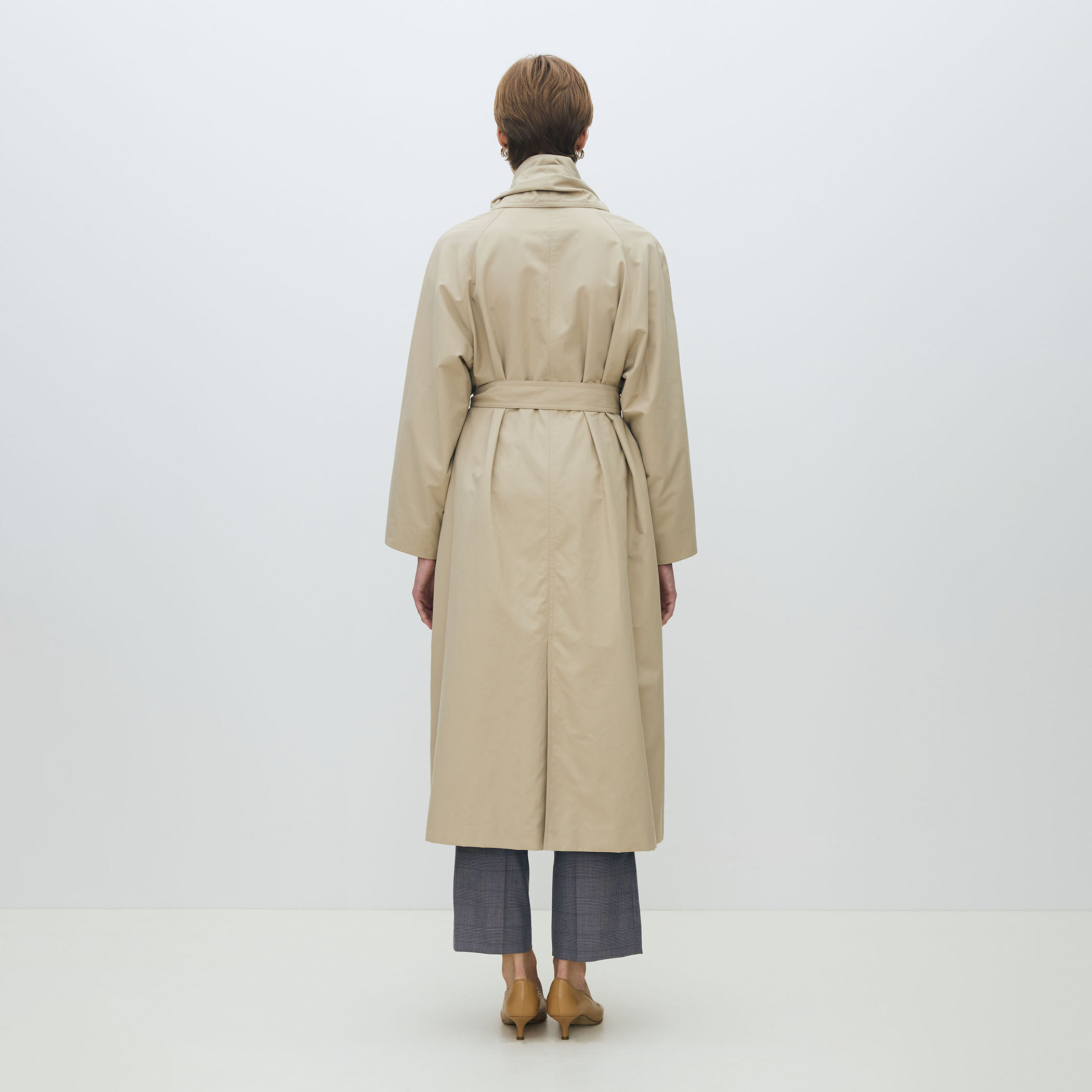 スムースクロス ベルテッドガウンコート｜トゥモローランド 公式通販