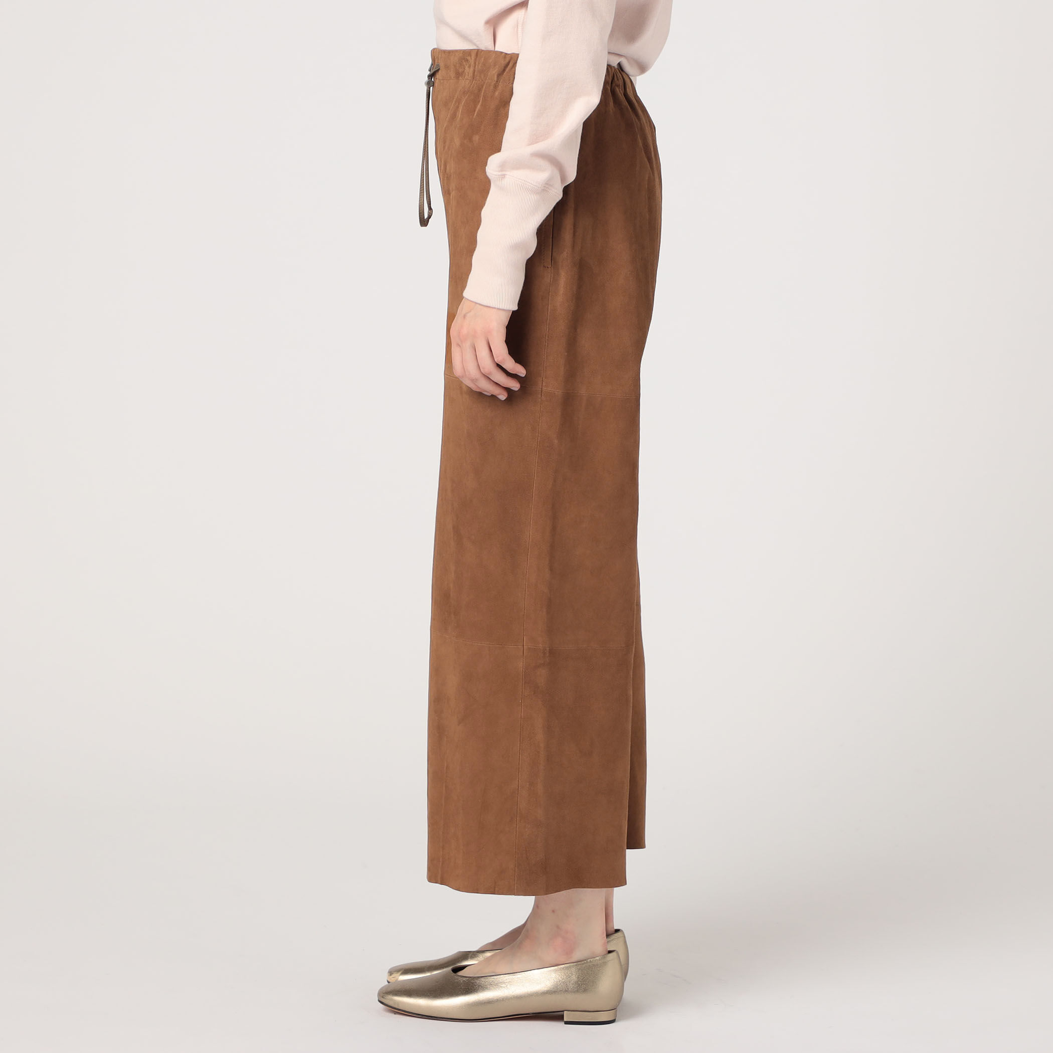 ゴートスエード イージーワイドパンツ｜トゥモローランド 公式通販