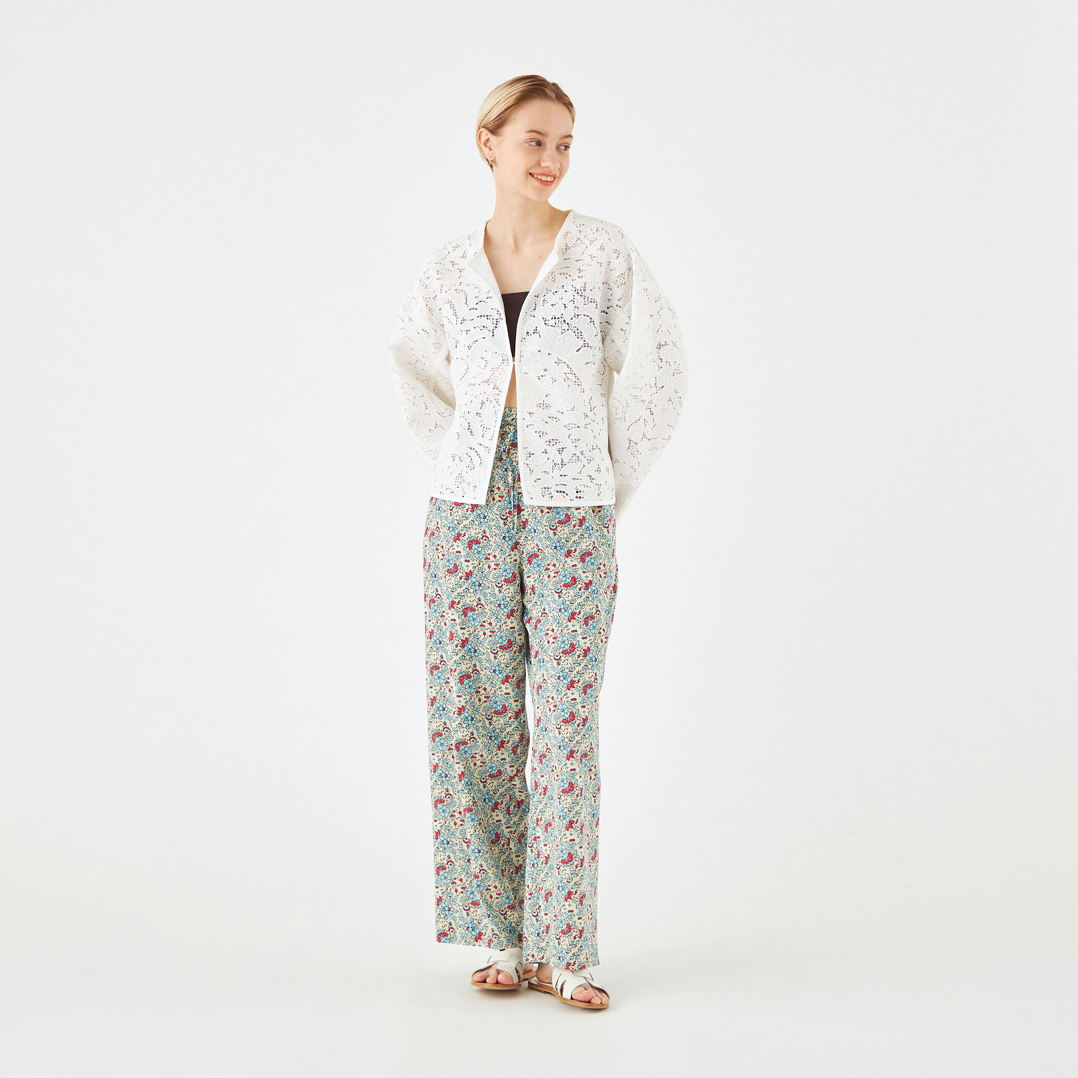 美品 トゥモローランド ソレイアード 定価2,5万 総柄ジャケット W241 ウールカシミヤシェファード フレアスリーブショートコート