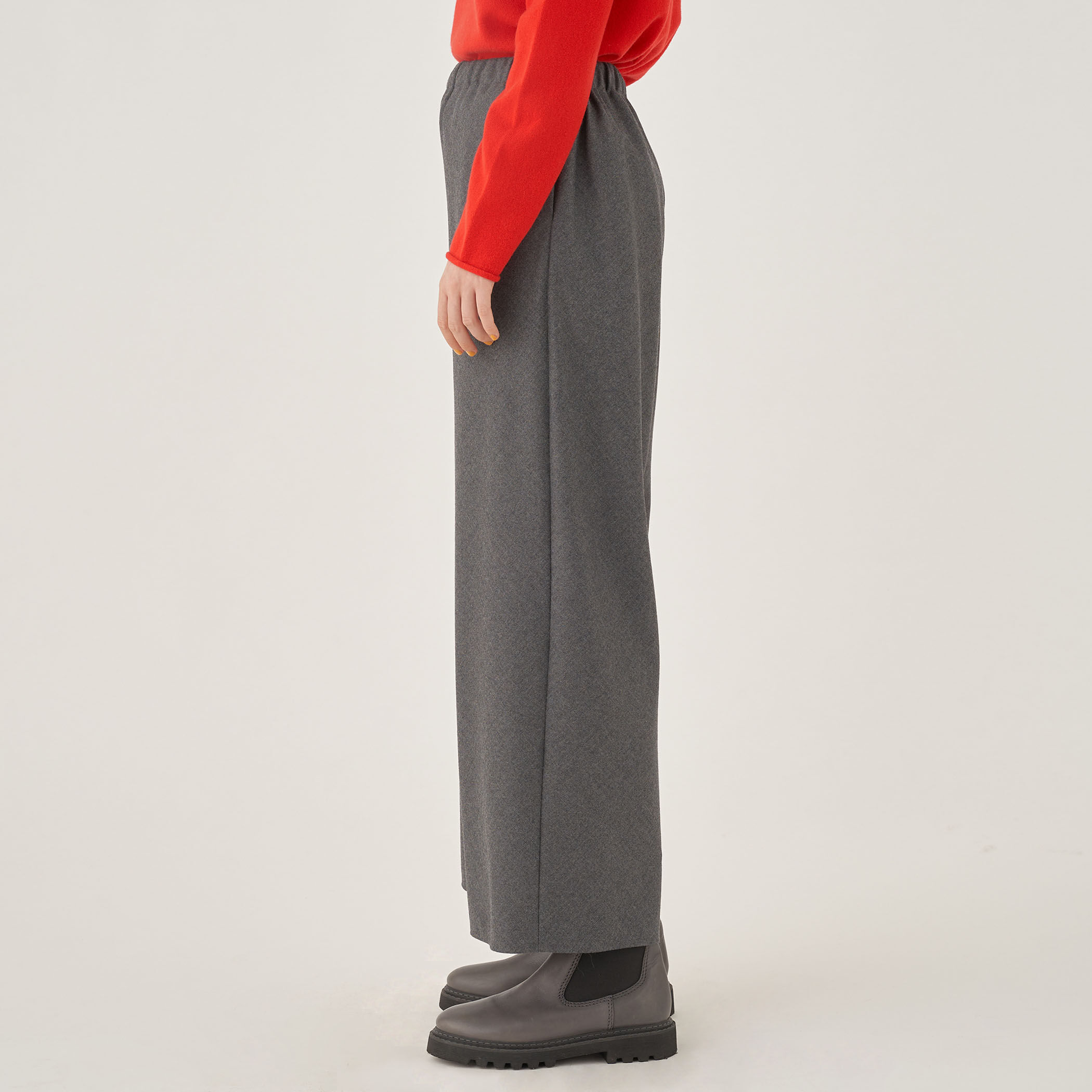 フラノドレープパンツ フラノストレッチ イージーワイドパンツ｜トゥモローランド 公式通販