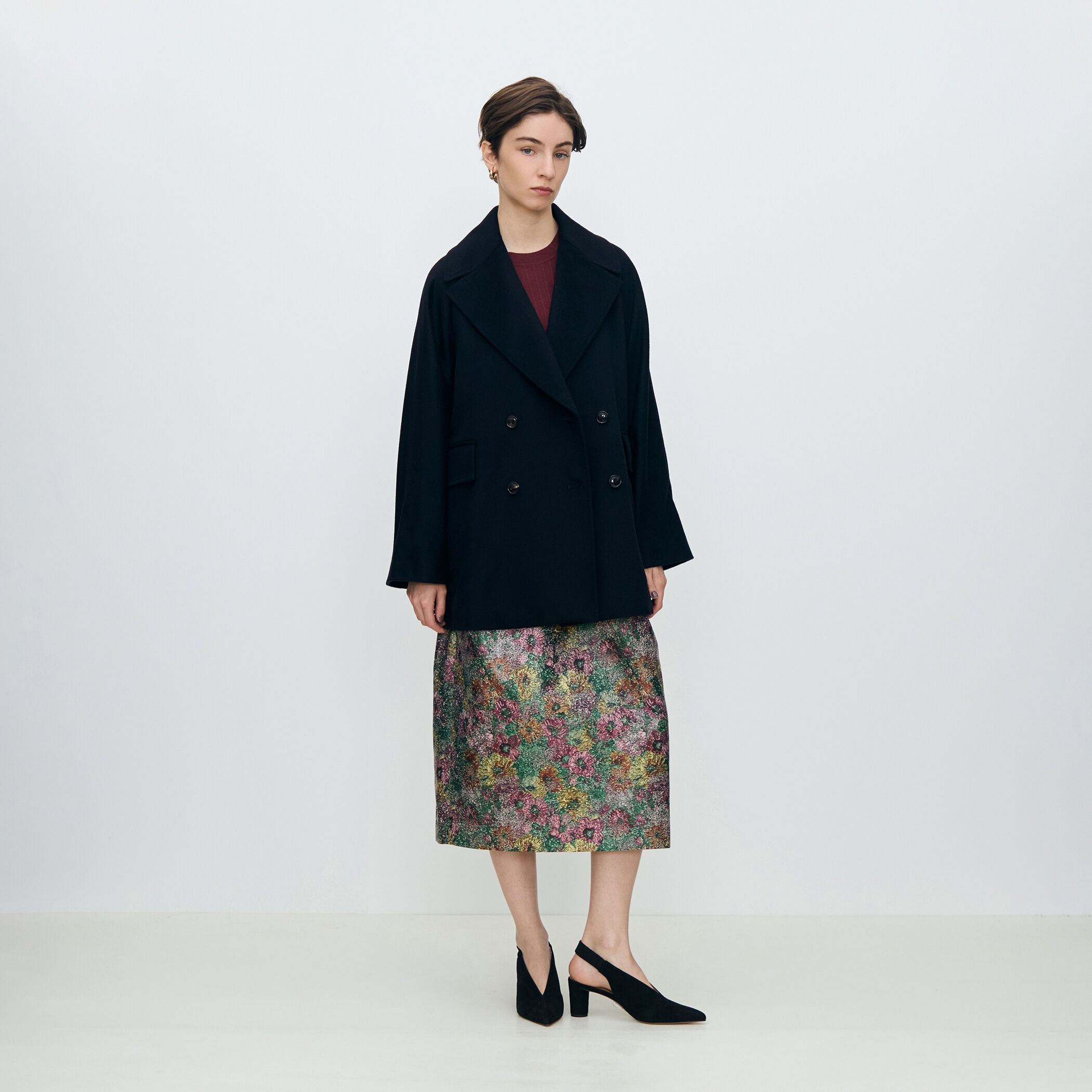 ウェービーカシミヤ ラグランショートコート｜トゥモローランド 公式通販