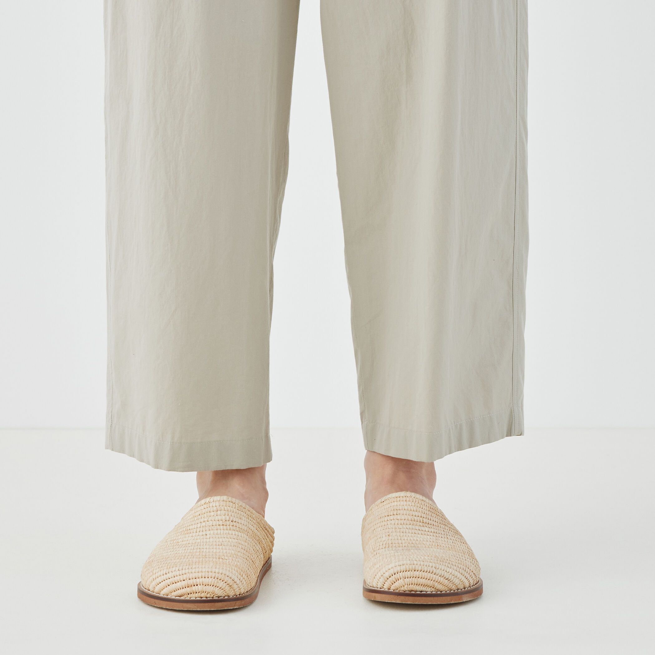 コットンツイル イージーチノパンツ｜トゥモローランド 公式通販