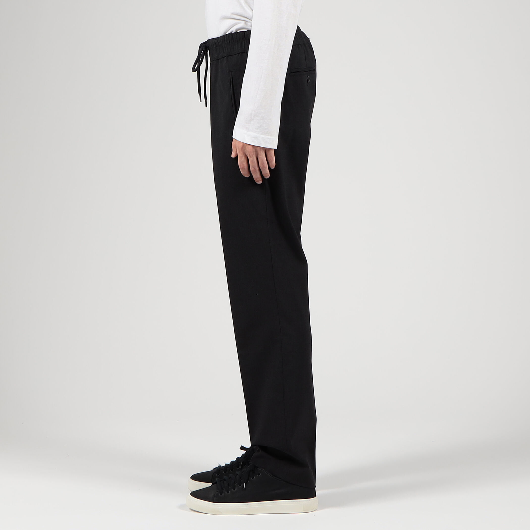 ストレッチウール ドローストリングパンツ MYDW1391｜トゥモローランド