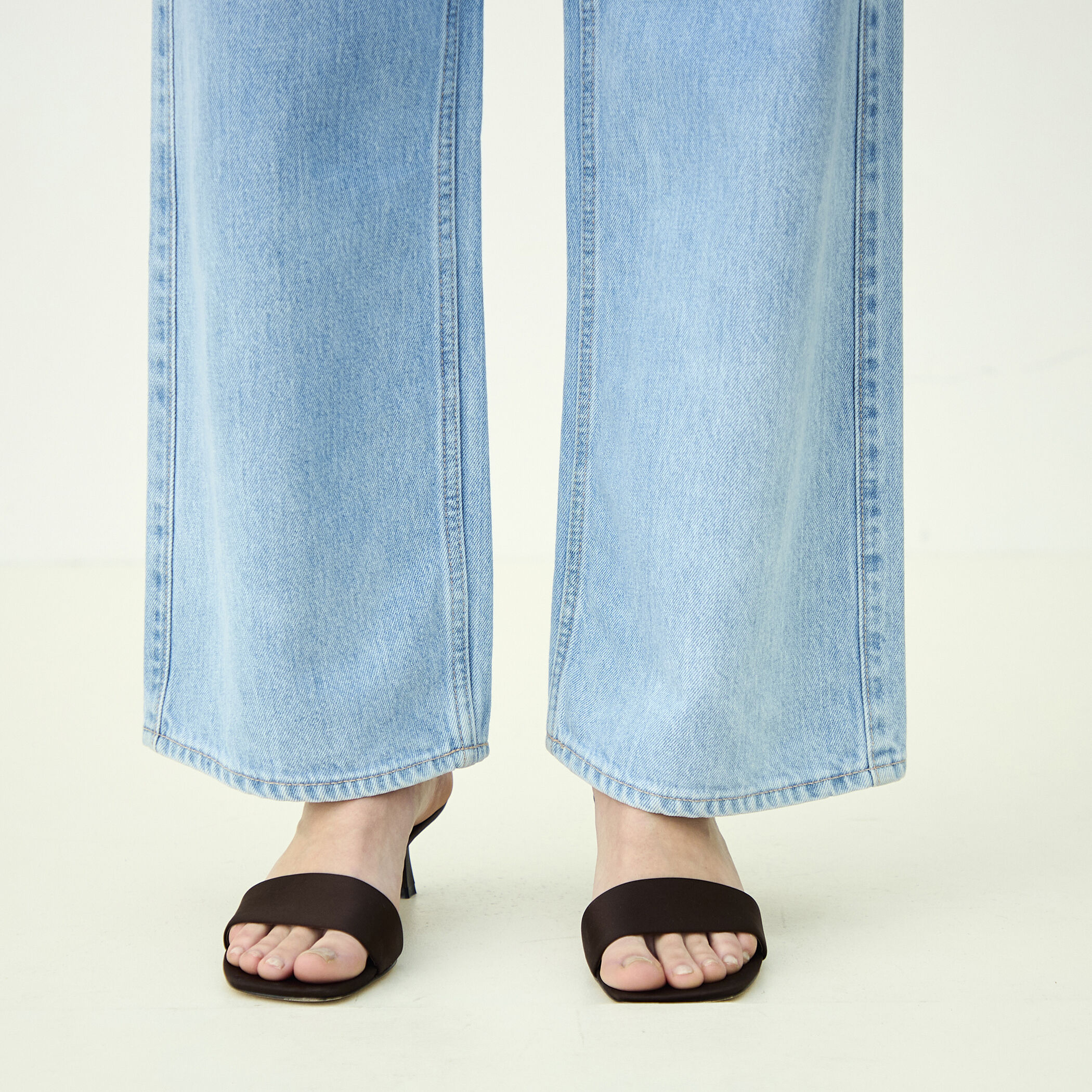 デニム ワイドストレートパンツ｜トゥモローランド 公式サイト