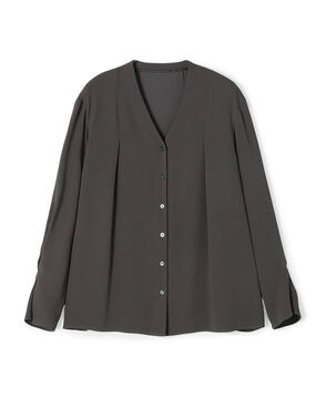 マットサテン Vネックブラウス