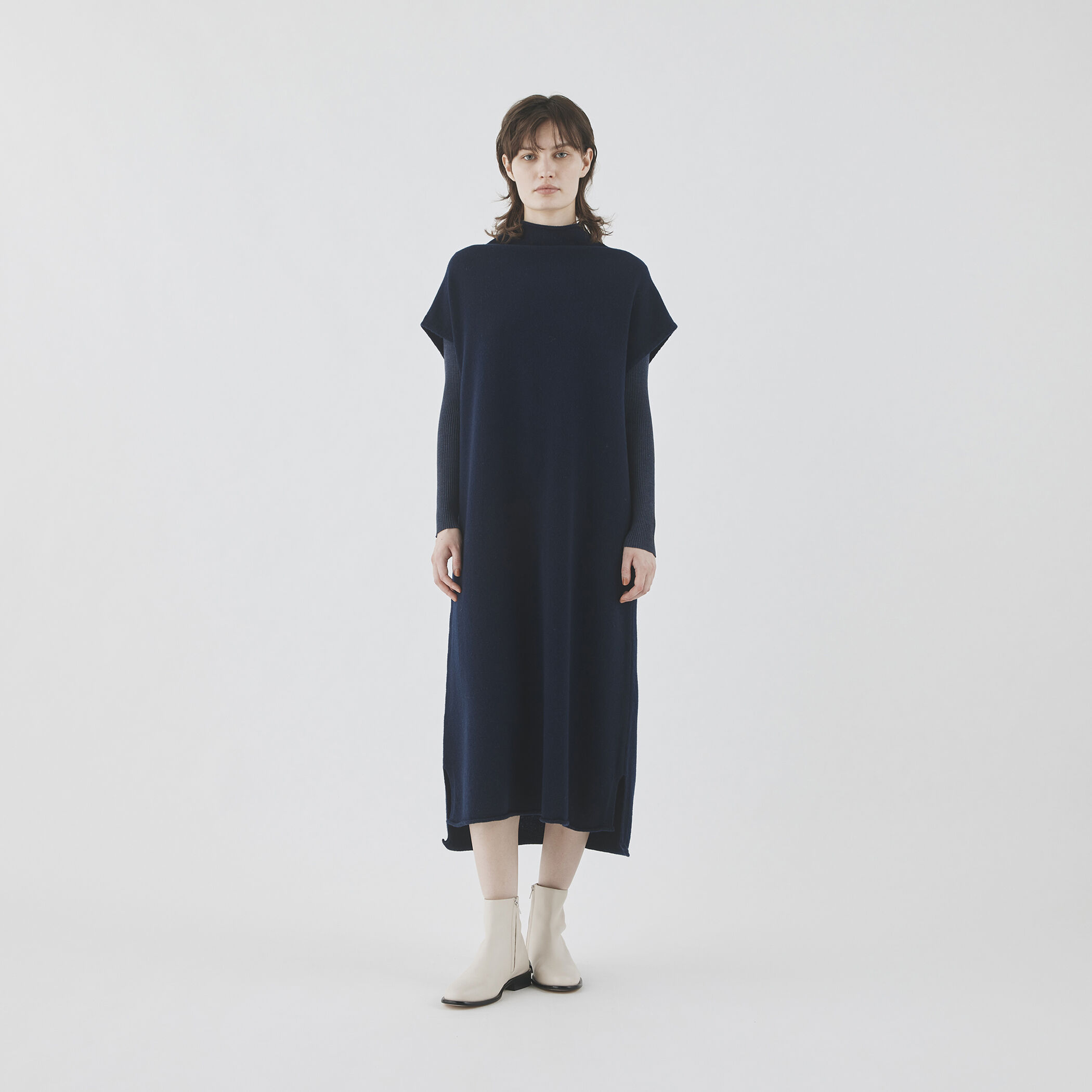 ラムズウール ビルドネックワンピース｜トゥモローランド 公式通販
