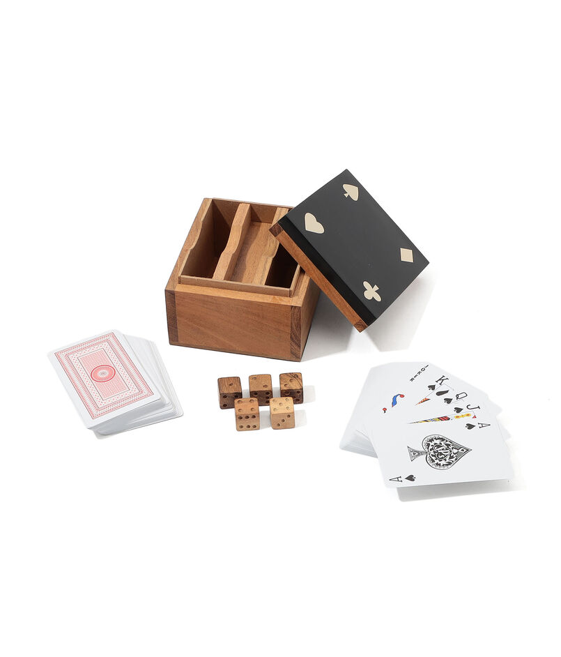 chehoma cards & dices box