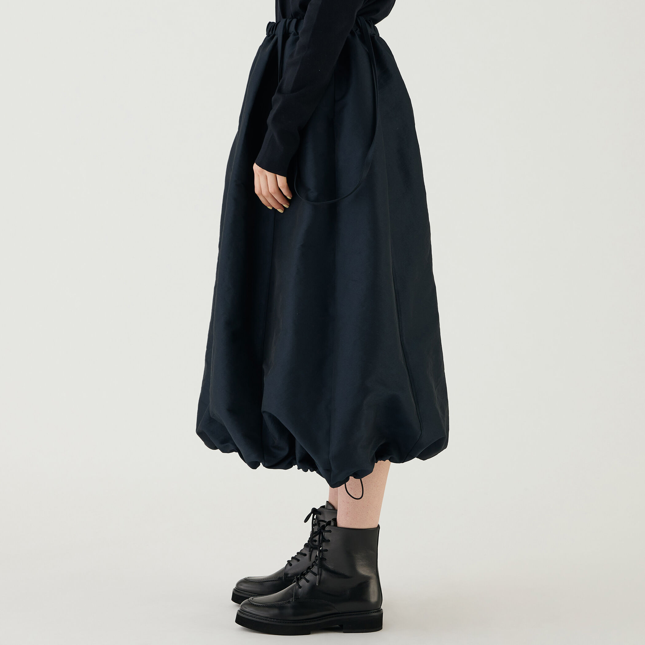 735新品Pont Neuf ポンヌフ コクーンスカート黒1￥20900 コクーンスカート レディース ロング ゆったり タック 送料無料