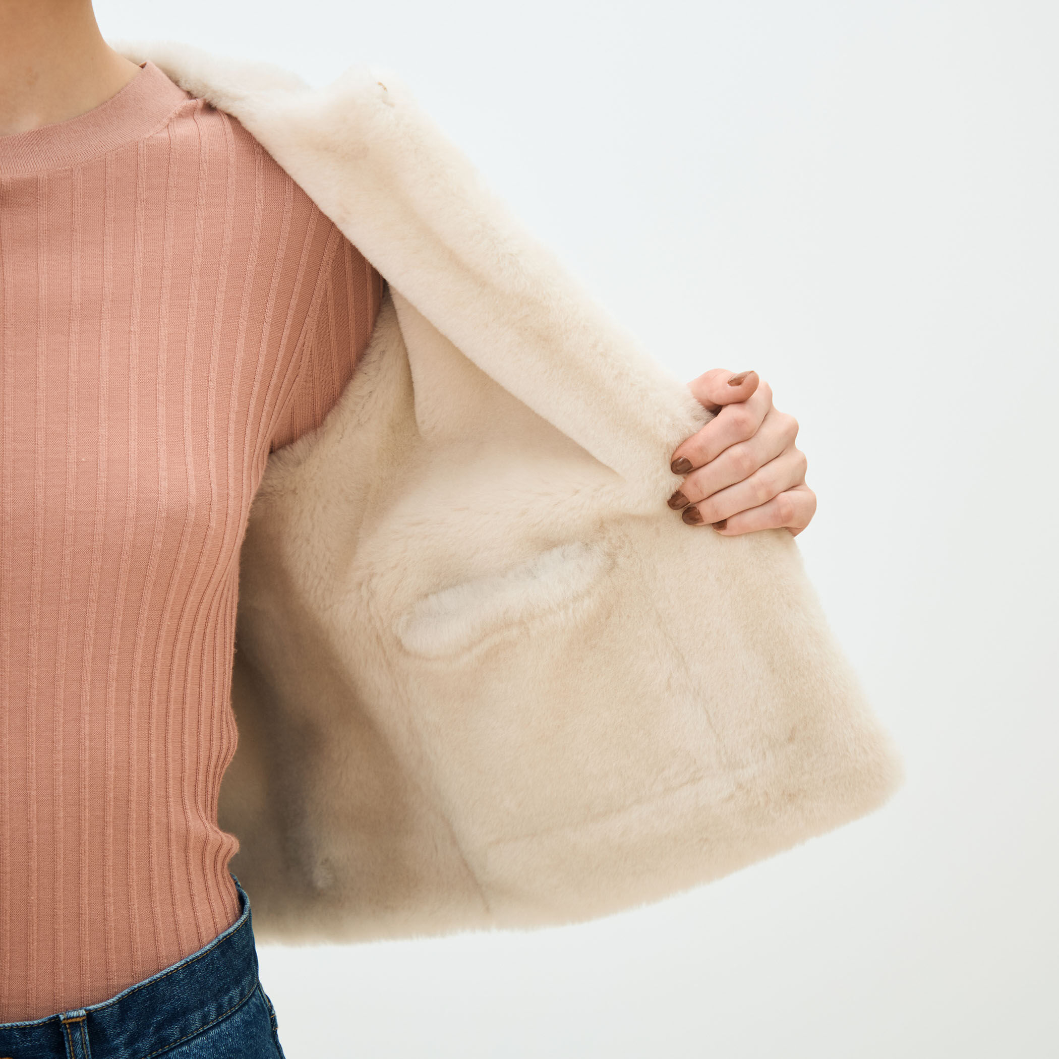 RIER PARIS トゥモローランド　ノーカラージャケット RIER PARIS トゥモローランド ノーカラージャケット ラムレザー