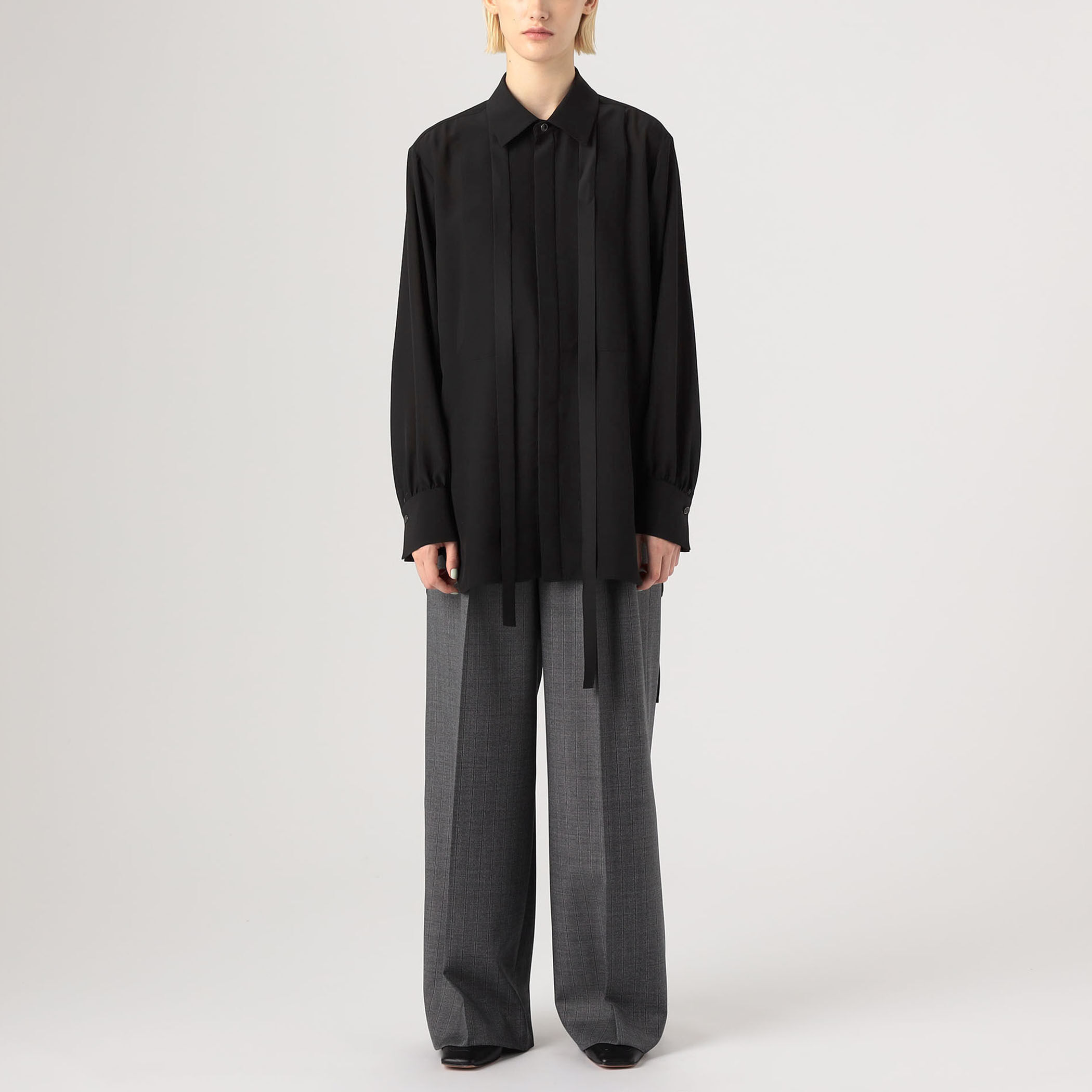 トゥモローランド購入Fabric Copenhagen パンツ レディース