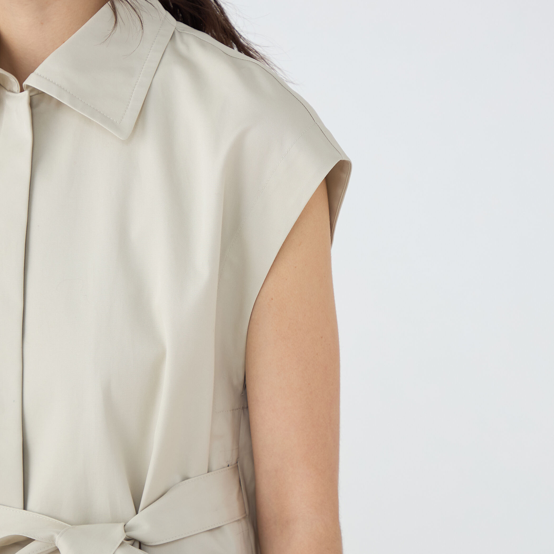 コットンギャバジン ワイドカラージレ｜トゥモローランド 公式通販