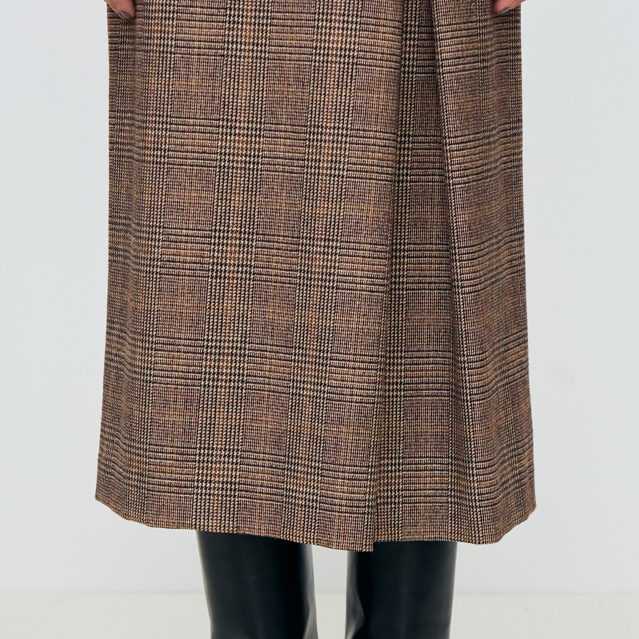 シックバーガンディー アシンメトリータックスカート