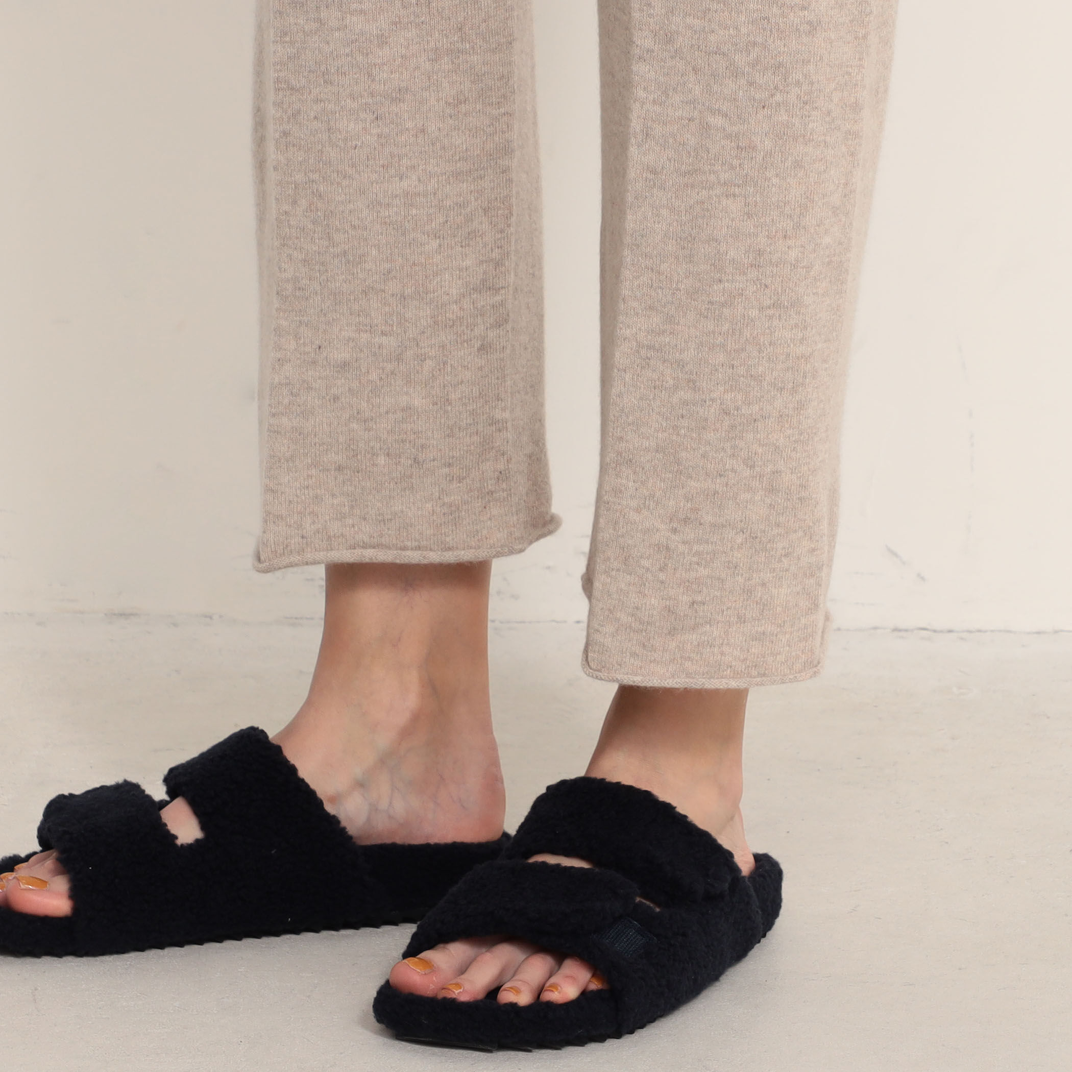 カシミヤ ドローストリングパンツ WRBC1969｜トゥモローランド 公式通販