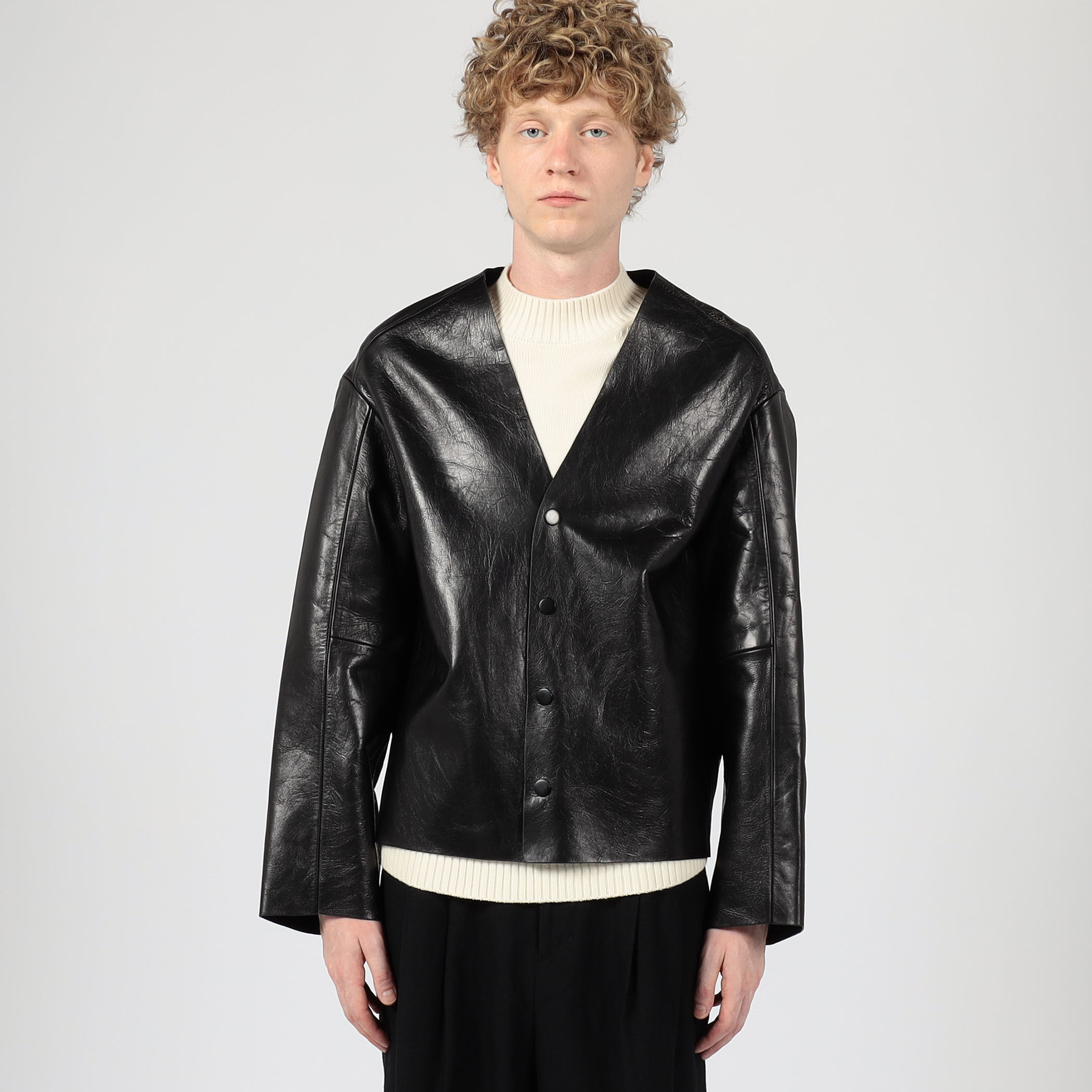 □entire studios ミニマル レザージャケット｜トゥモローランド 公式通販