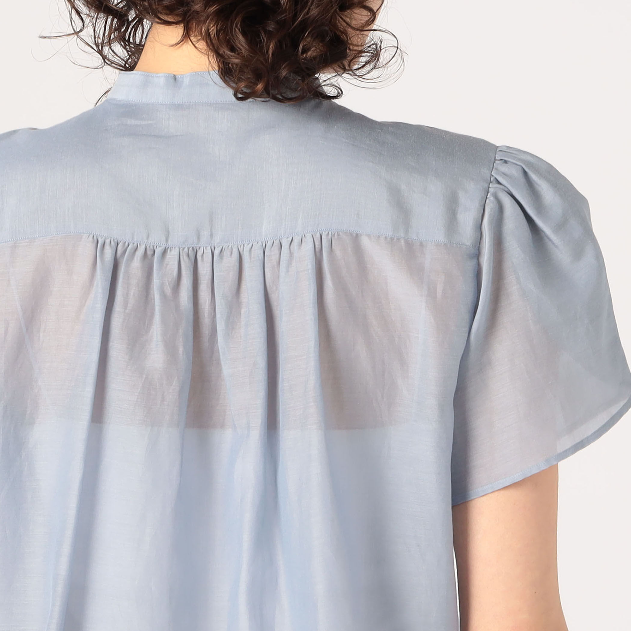 美品 デプレ トゥモローランド 2,3万円 レギュラーカラーブラウス B578 楽天市場】シルクストレッチサテン レギュラーカラーシャツ DES PRES