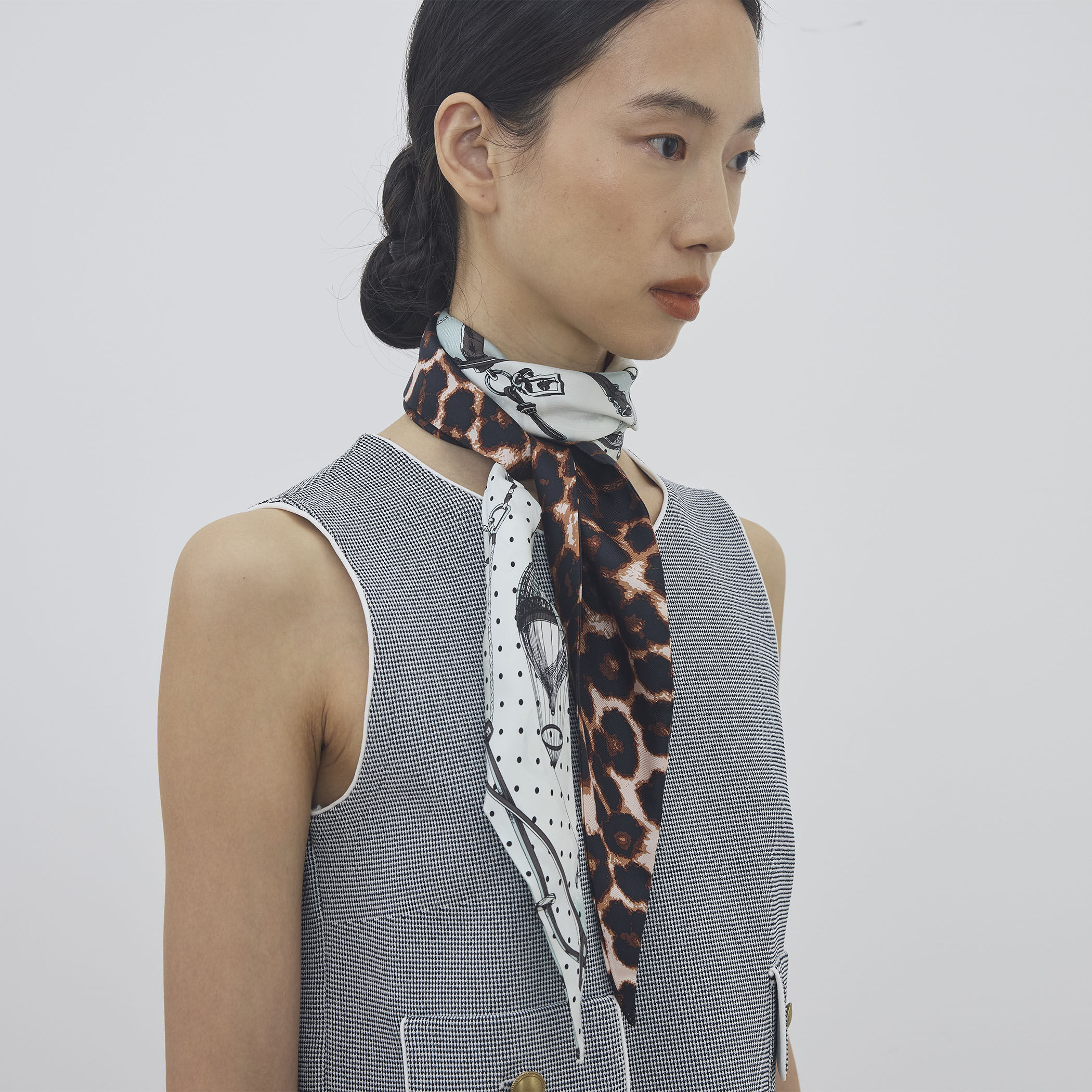 manipuri BIT BALLOON ダイヤ型スカーフ｜トゥモローランド 公式通販