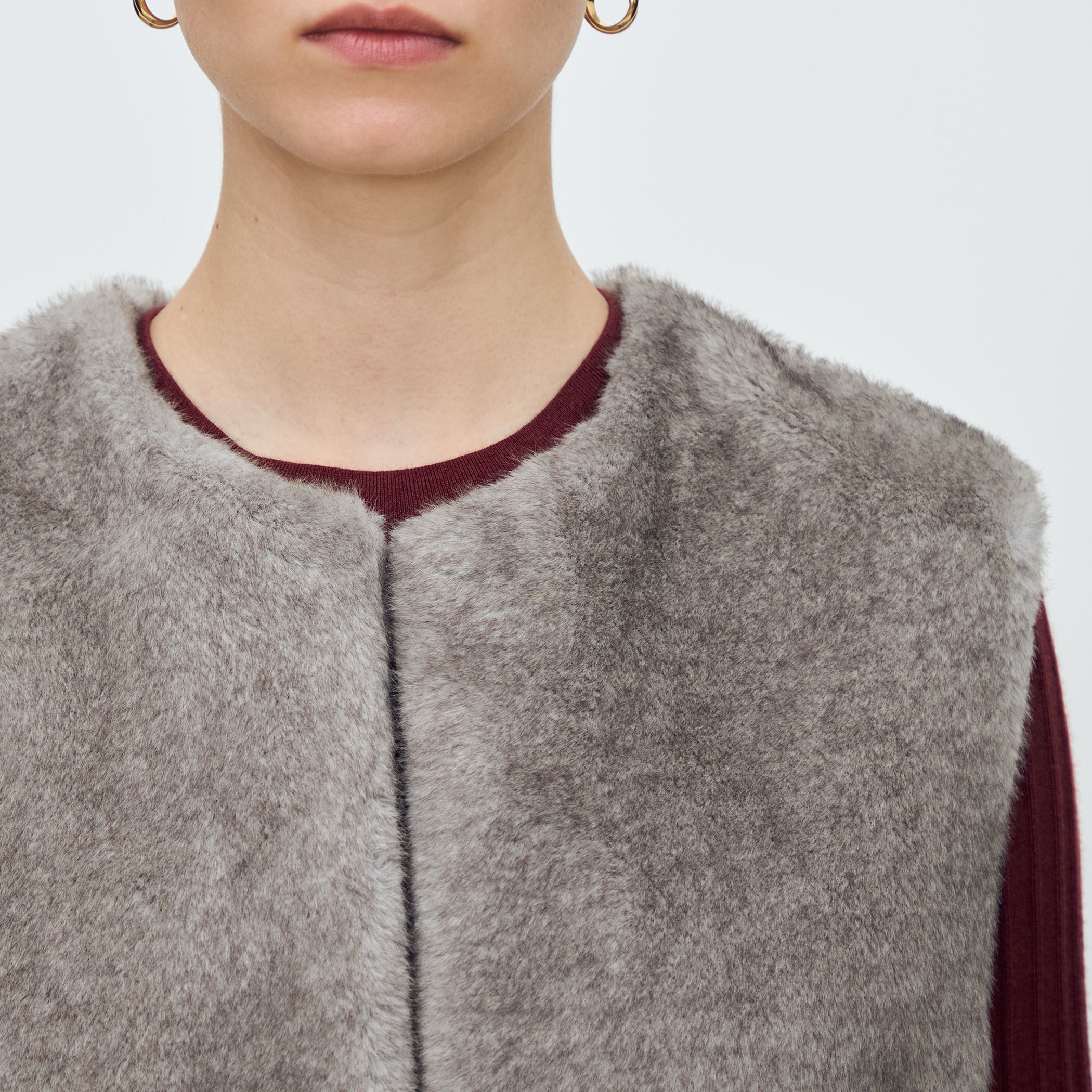 フェイクミンク ベルテッドジレ｜トゥモローランド 公式通販