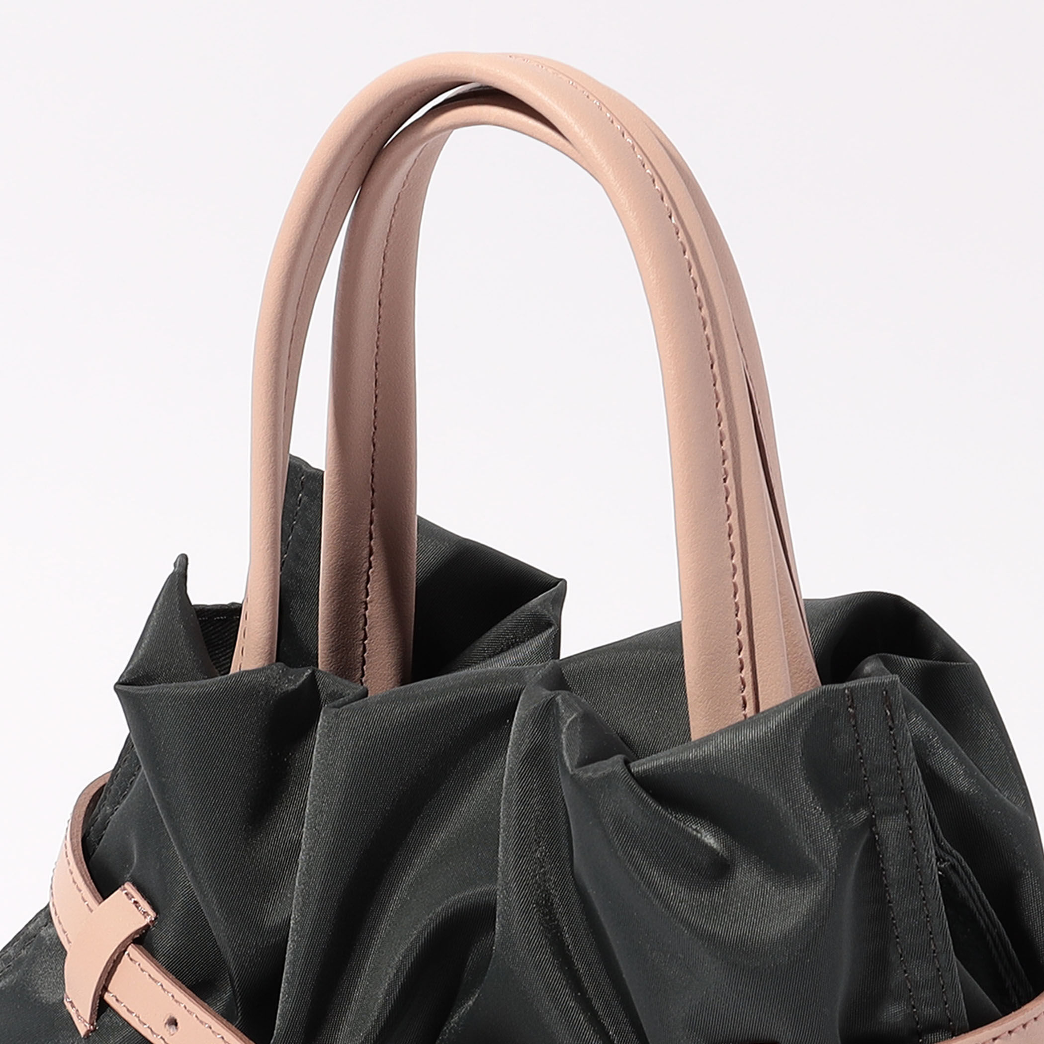 VIOLAd'ORO MINI NYLON BIANCA トートバッグ｜トゥモローランド 公式サイト