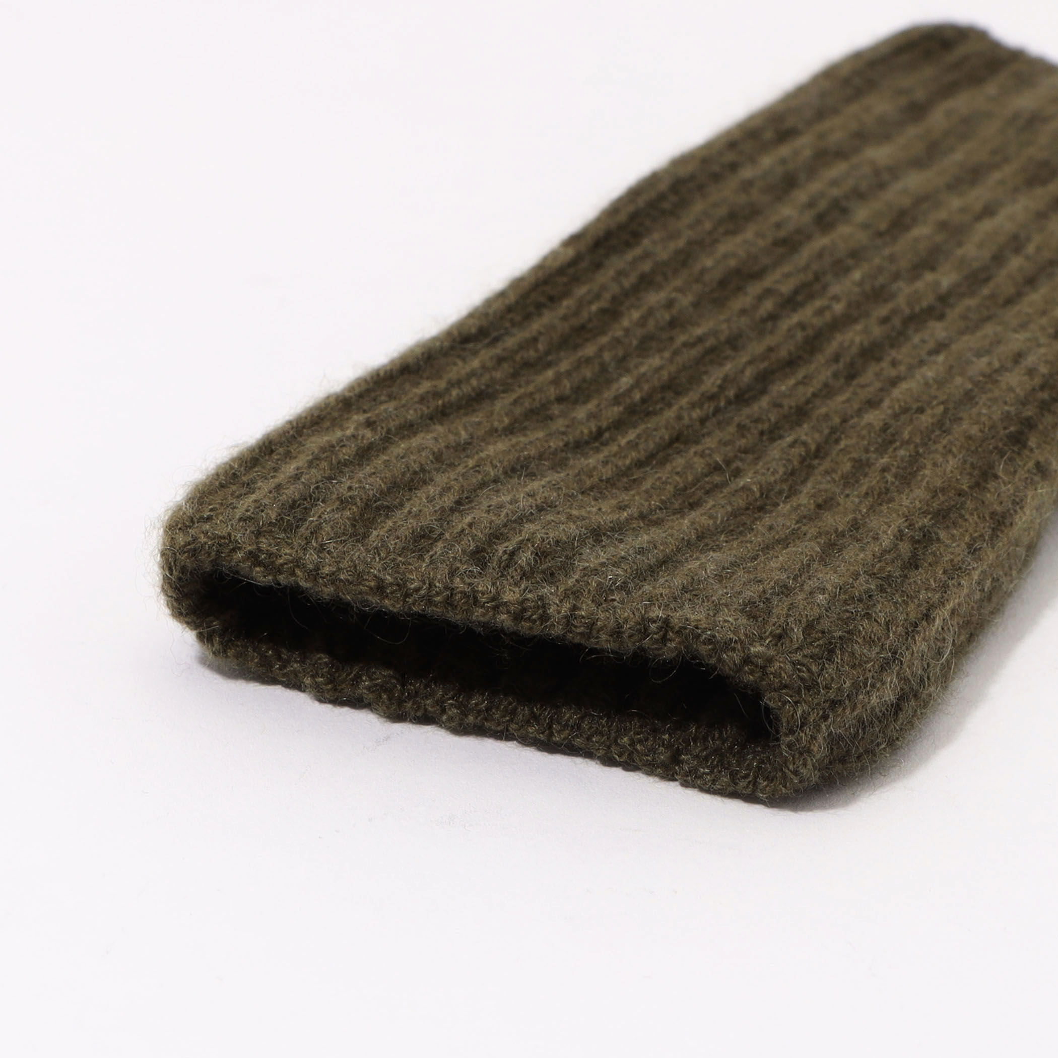 Johnstons of Elgin カシミヤ リブニットグローブ