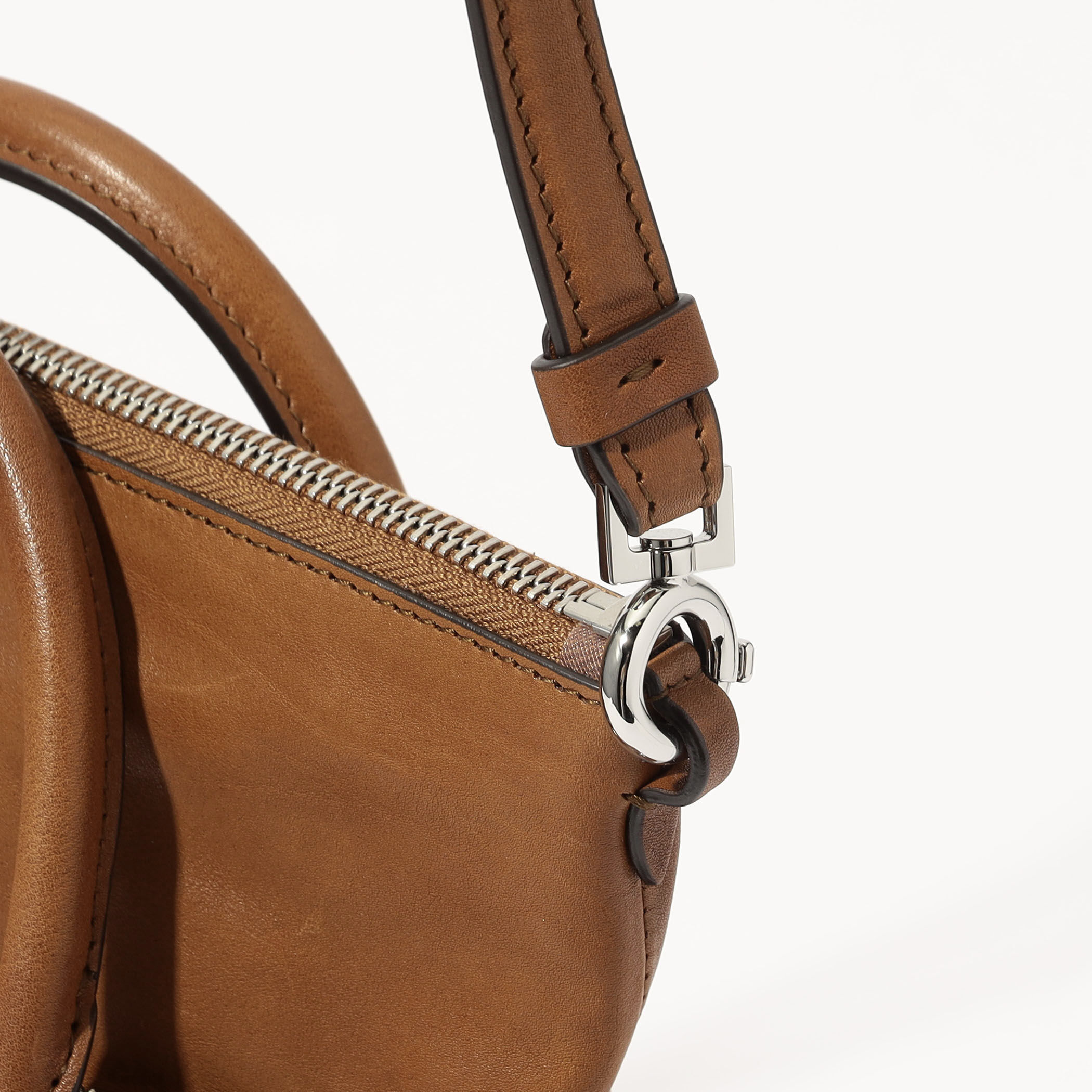 別注】Maison Margiela 5AC Special Edition｜トゥモローランド 公式サイト