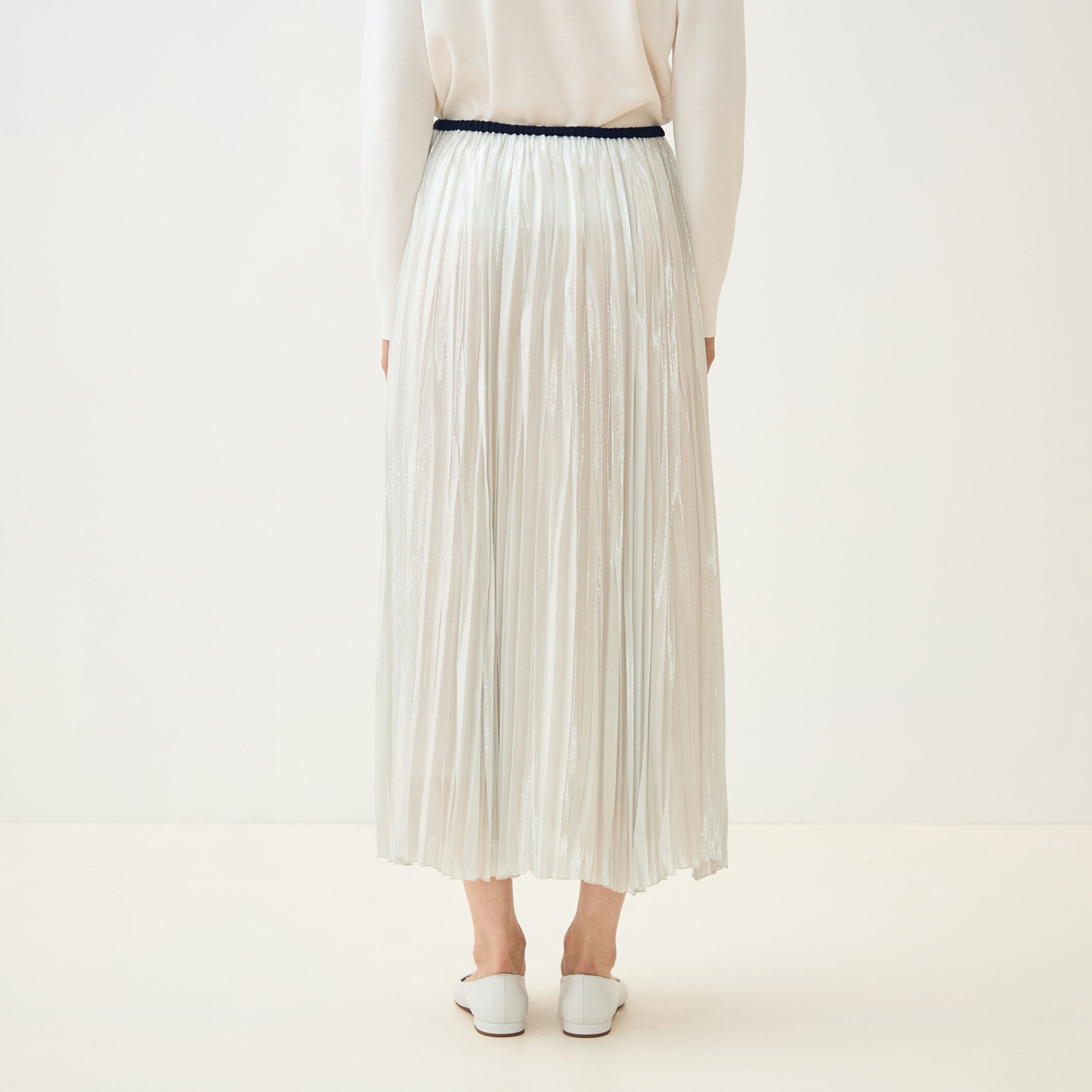 シルバーオーガンジー スイングプリーツスカート｜トゥモローランド