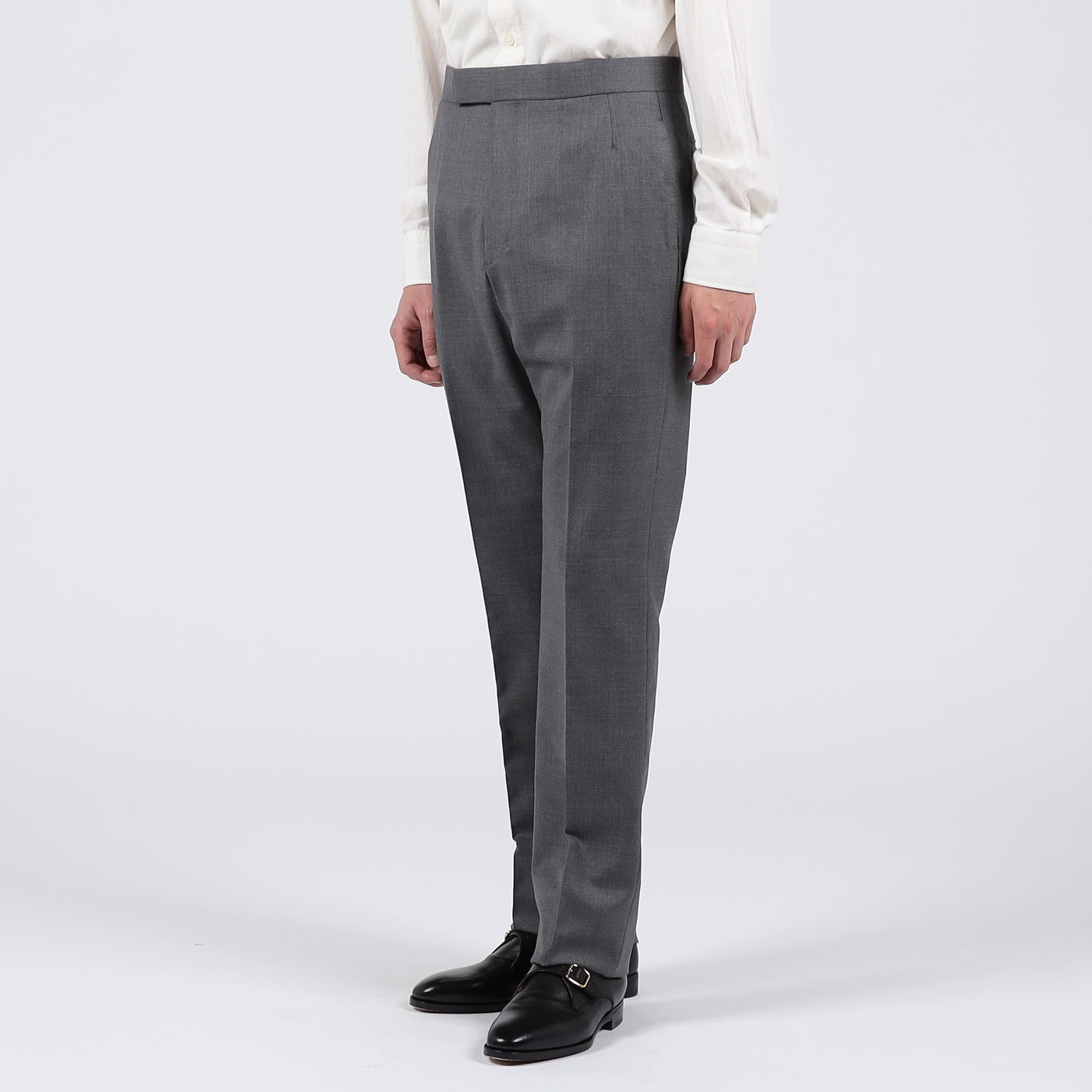 THOM BROWNE FIT 1 BACK STRAP TROUSERS｜トゥモローランド 公式通販