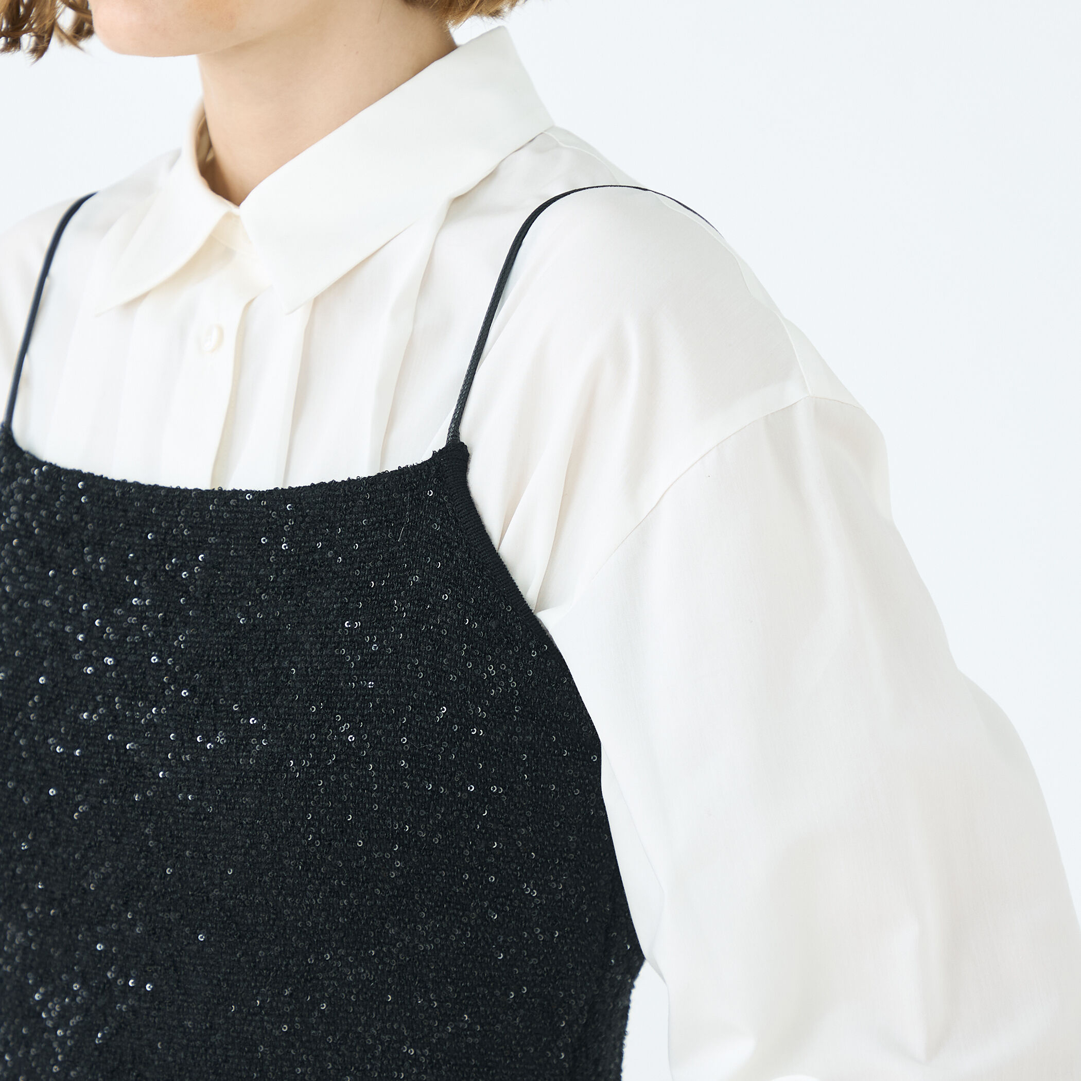 ストレッチスパンコール ショートキャミソール｜トゥモローランド 公式通販