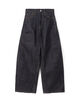 HYKE BARREL-LEG JEANS