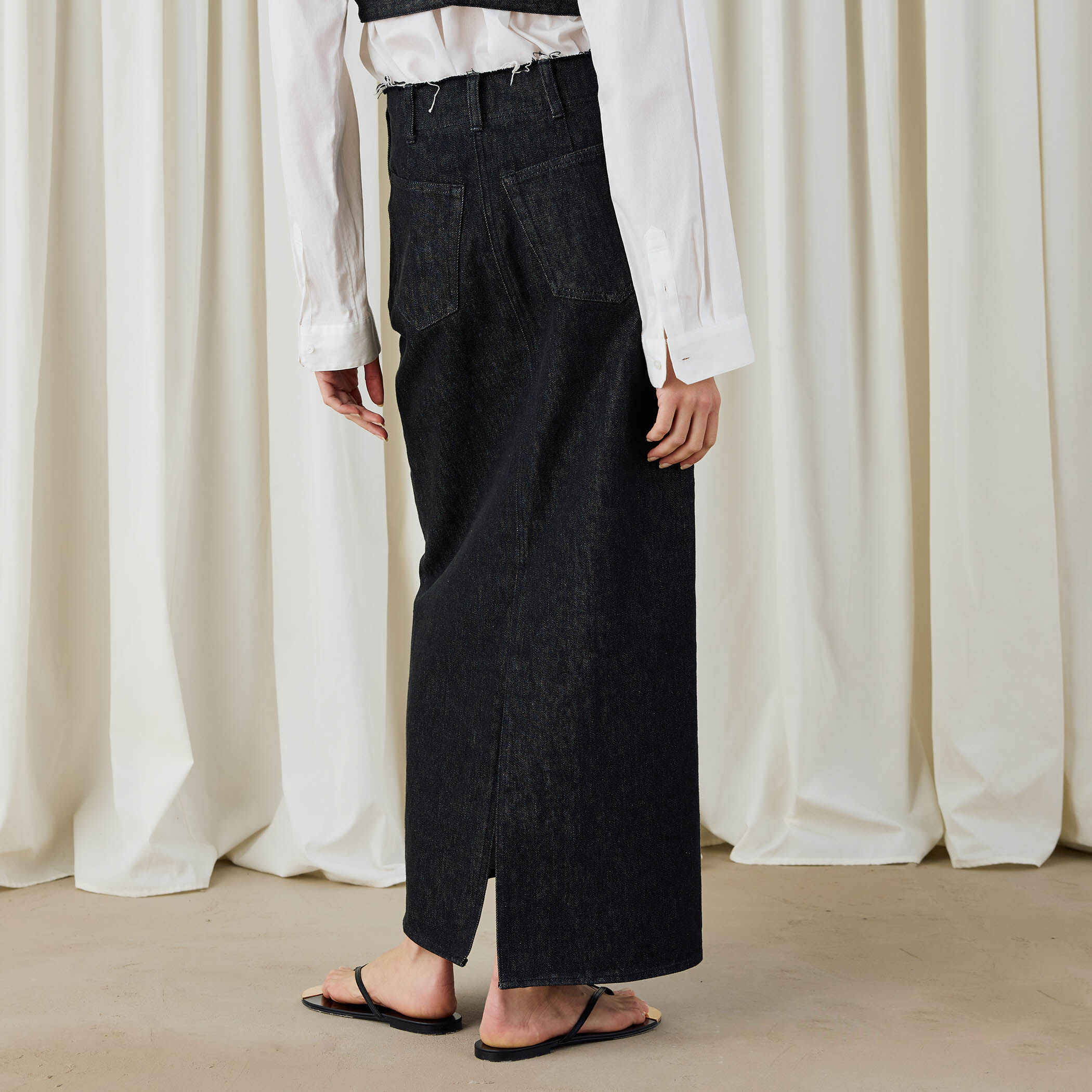 ブラックデニム ブラレット付きマキシスカート｜トゥモローランド 公式通販