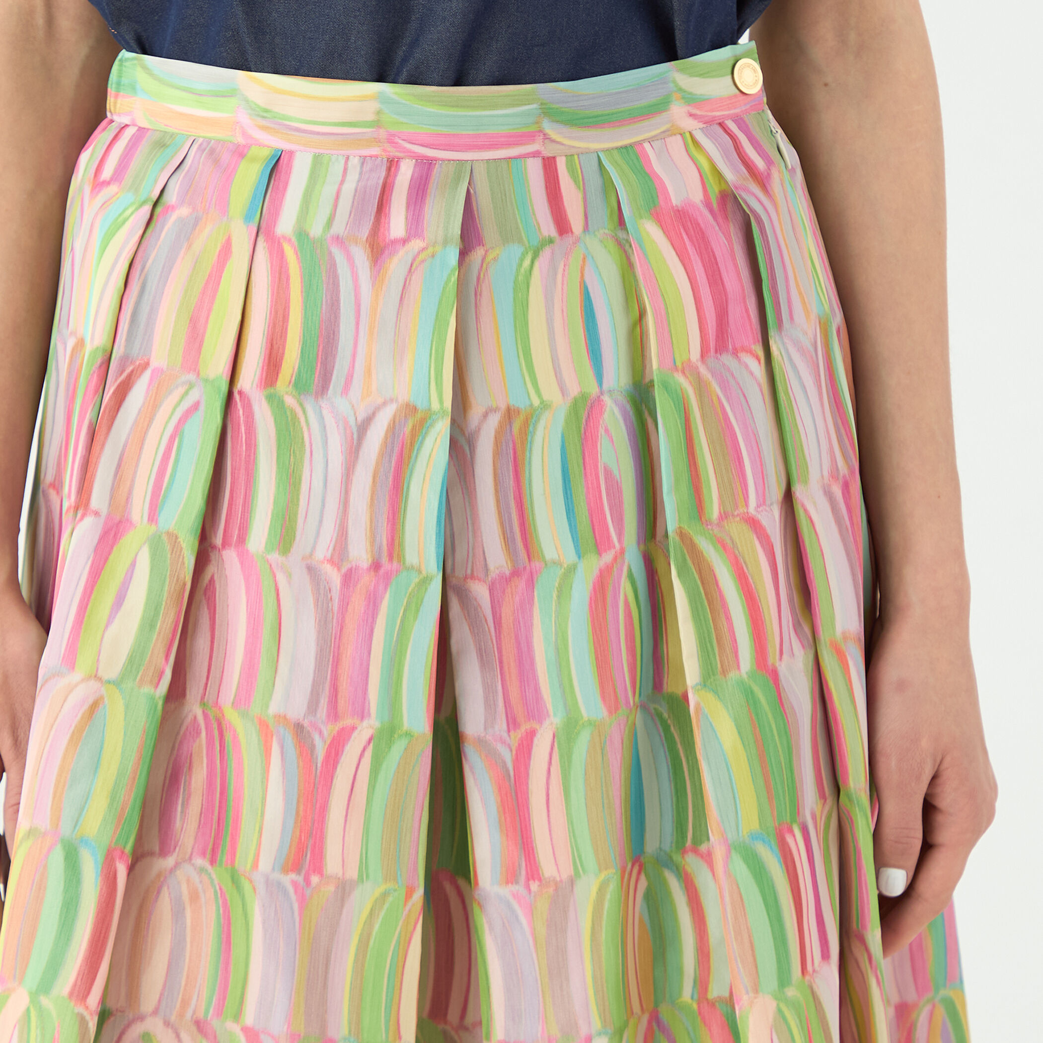 TOMOROWLAND ヴァーミリオンプリント タックスイングスカート TOMORROWLAND｜ヴァーミリオンプリント タックスイングスカート