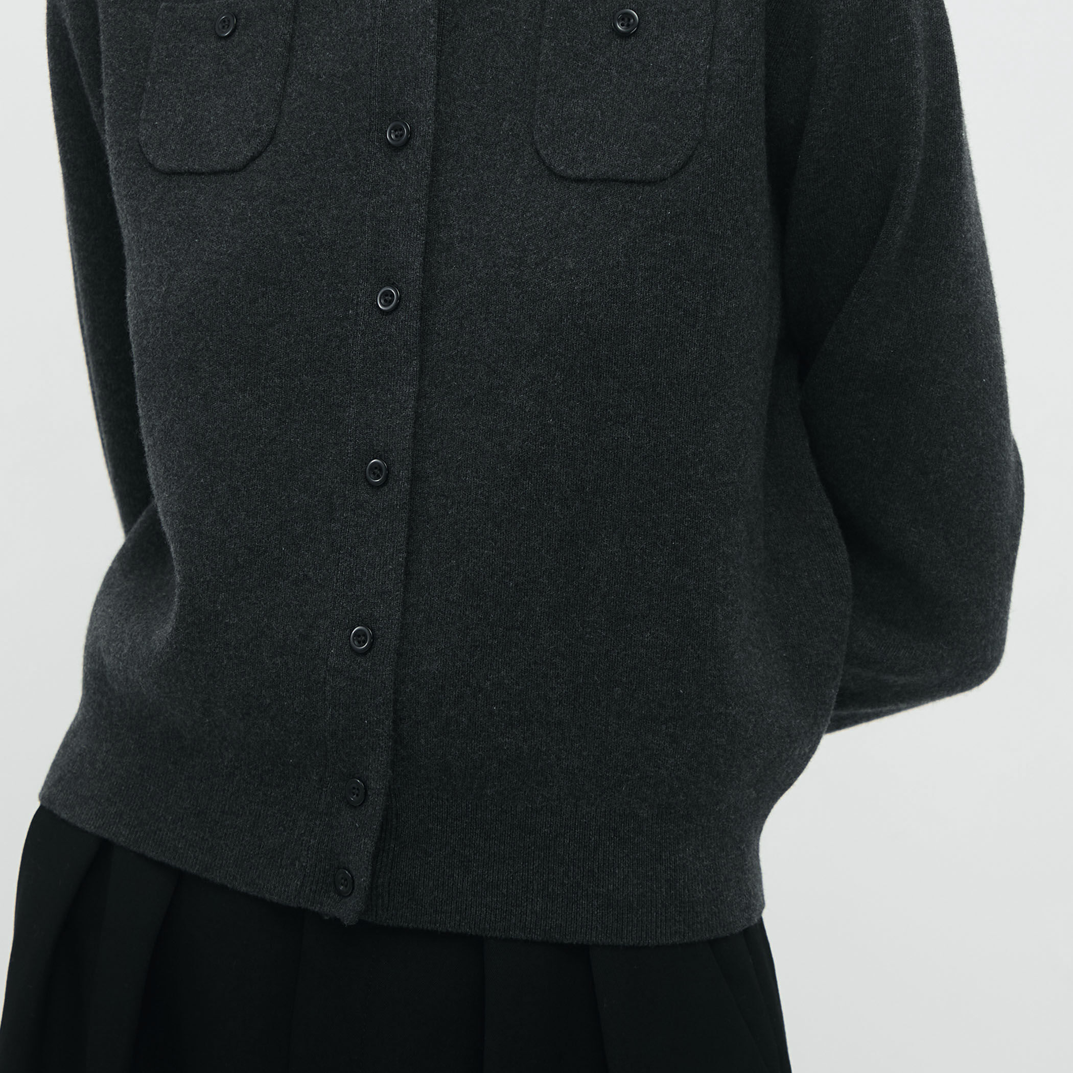 CABaN コットンカシミヤ クルーネックカーディガン