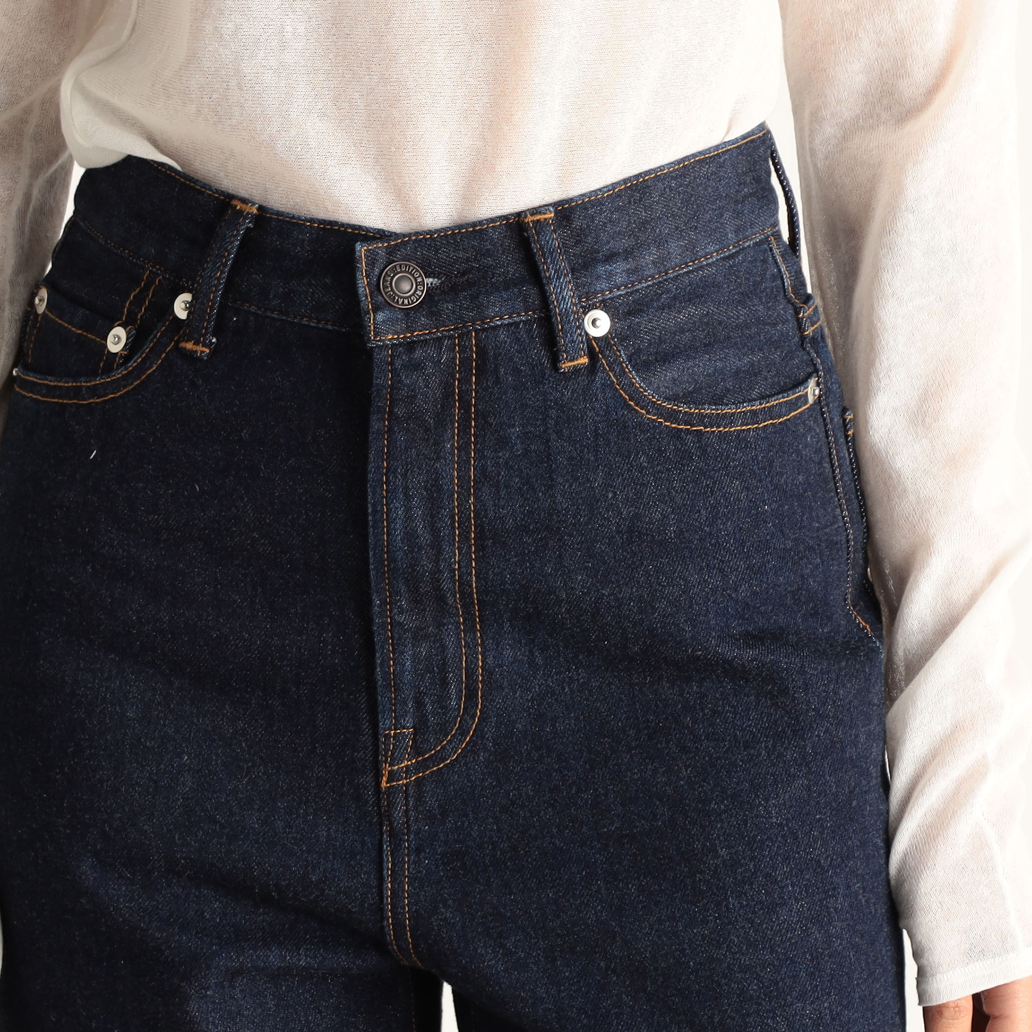 【新品タグ付】tomorrowland/エッセンシャルデニム テーパードパンツ セール】エッセンシャルデニム テーパードパンツ（デニムパンツ