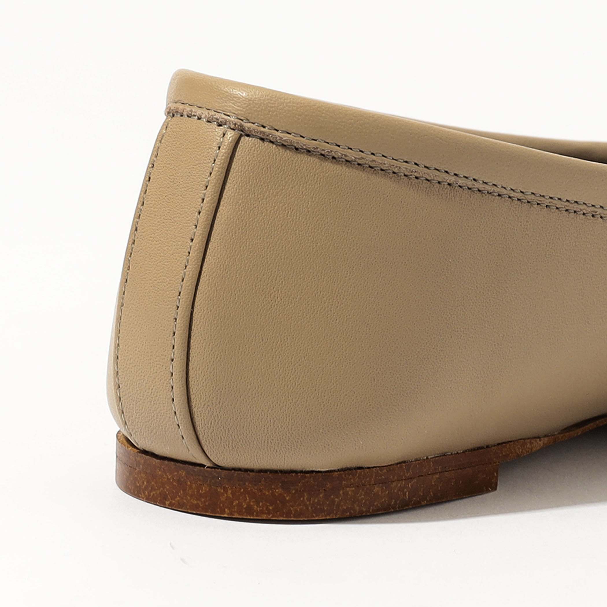 CHEMBUR SQ FLAT STUDS BALLET シューズ｜トゥモローランド 公式サイト