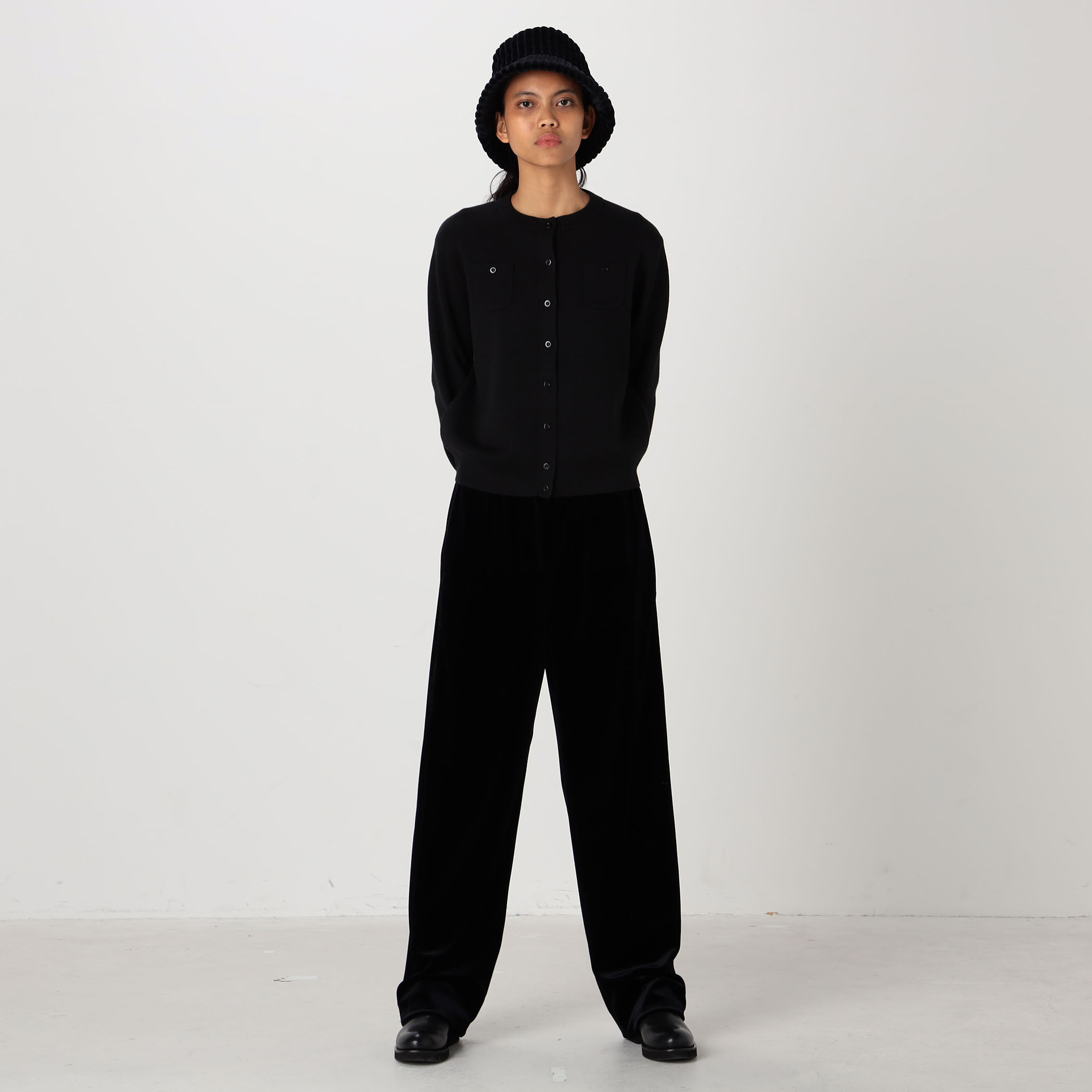 CABaN コットンカシミヤ クルーネックカーディガン　ホワイトXS CABaN カーディガン コットンカシミヤ クルーネックカーディガン