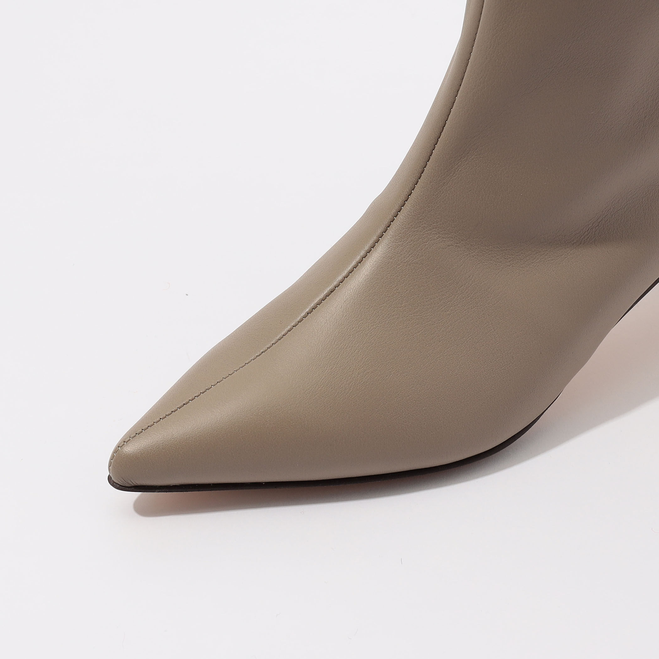 【25AW】今季　未使用　トゥモローランド TOMORROWLAND ミドルブーツ｜トゥモローランド 公式通販