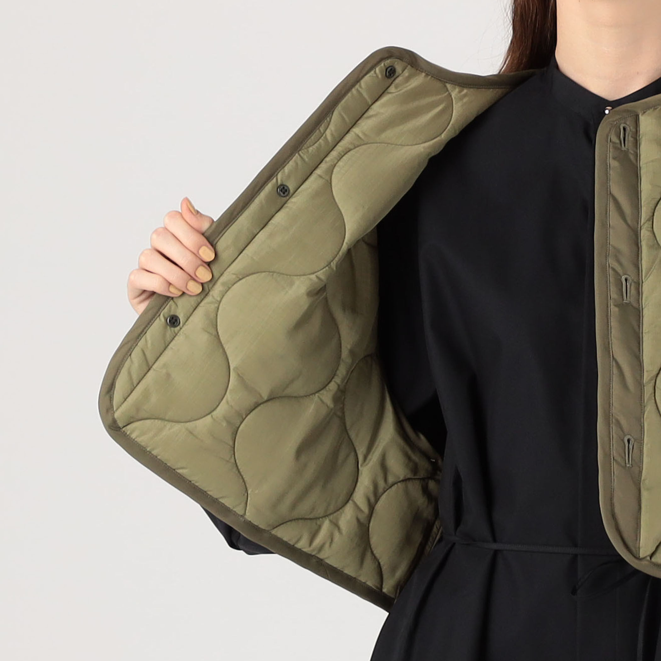 HYKE QUILTED CROPPED VEST｜トゥモローランド 公式通販