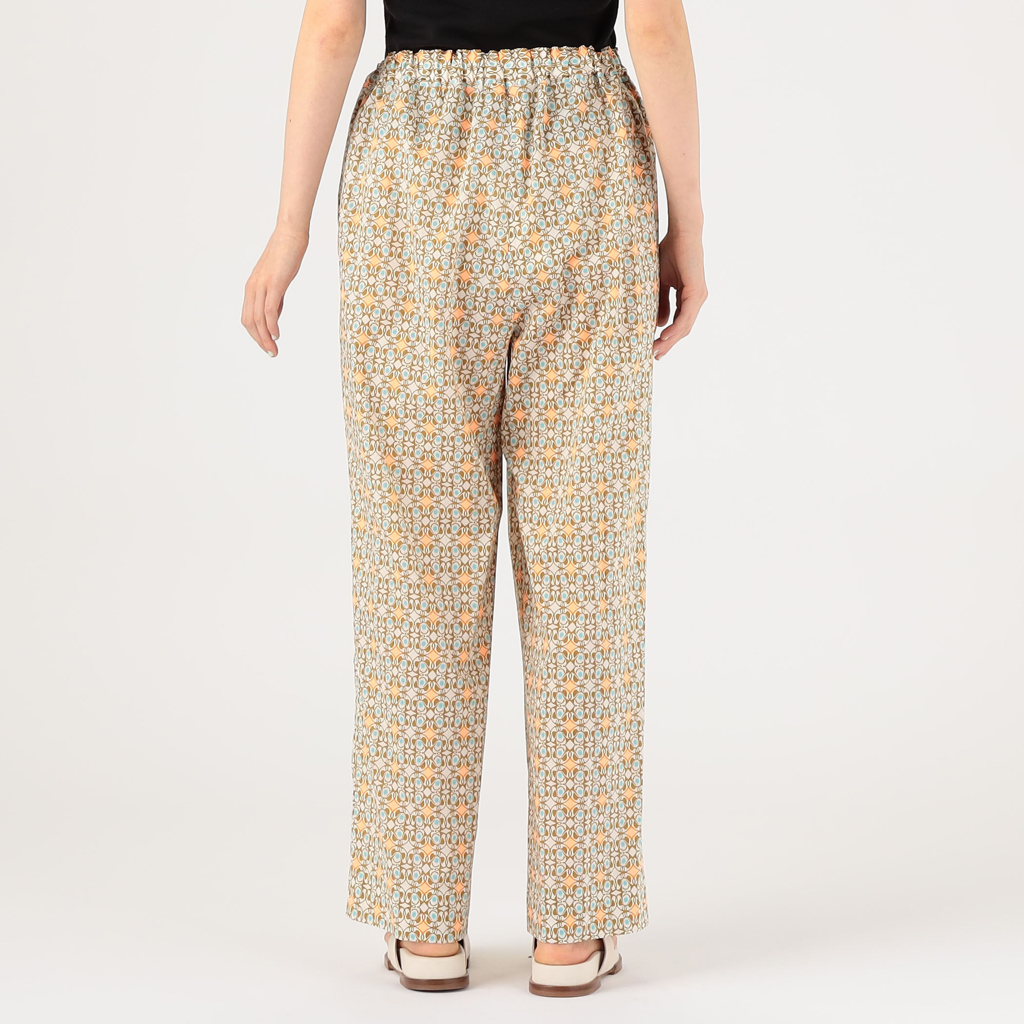 サマーリバティ コットンギャザーパンツ｜トゥモローランド 公式通販