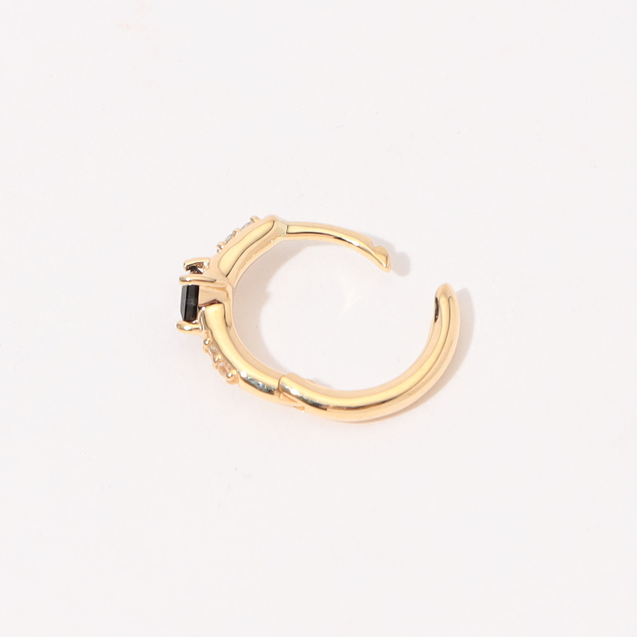 Otiumberg. Huggie フープピアス｜トゥモローランド 公式通販