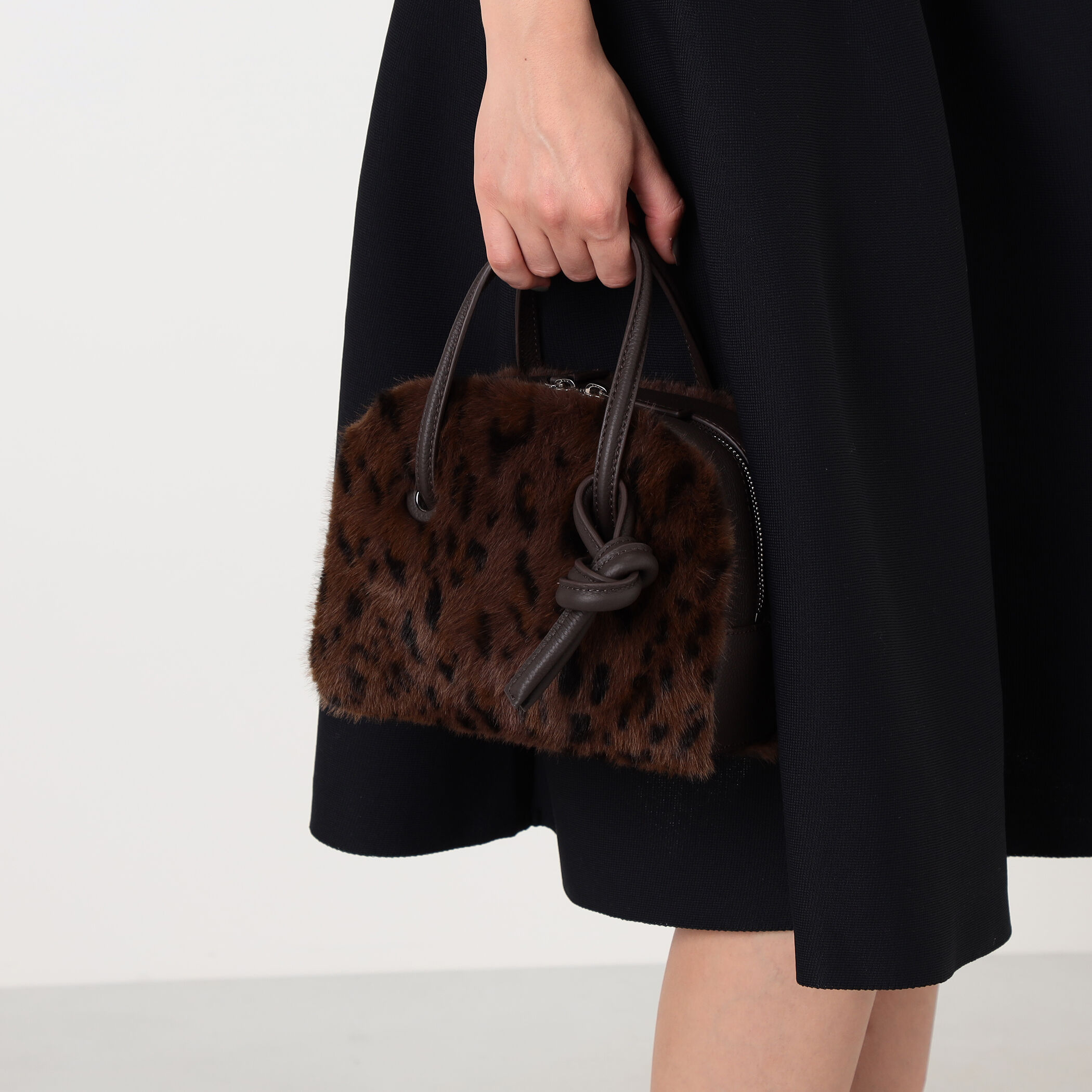 別注】VASIC APERO MINI MINI CHEETAH バッグ｜トゥモローランド 公式
