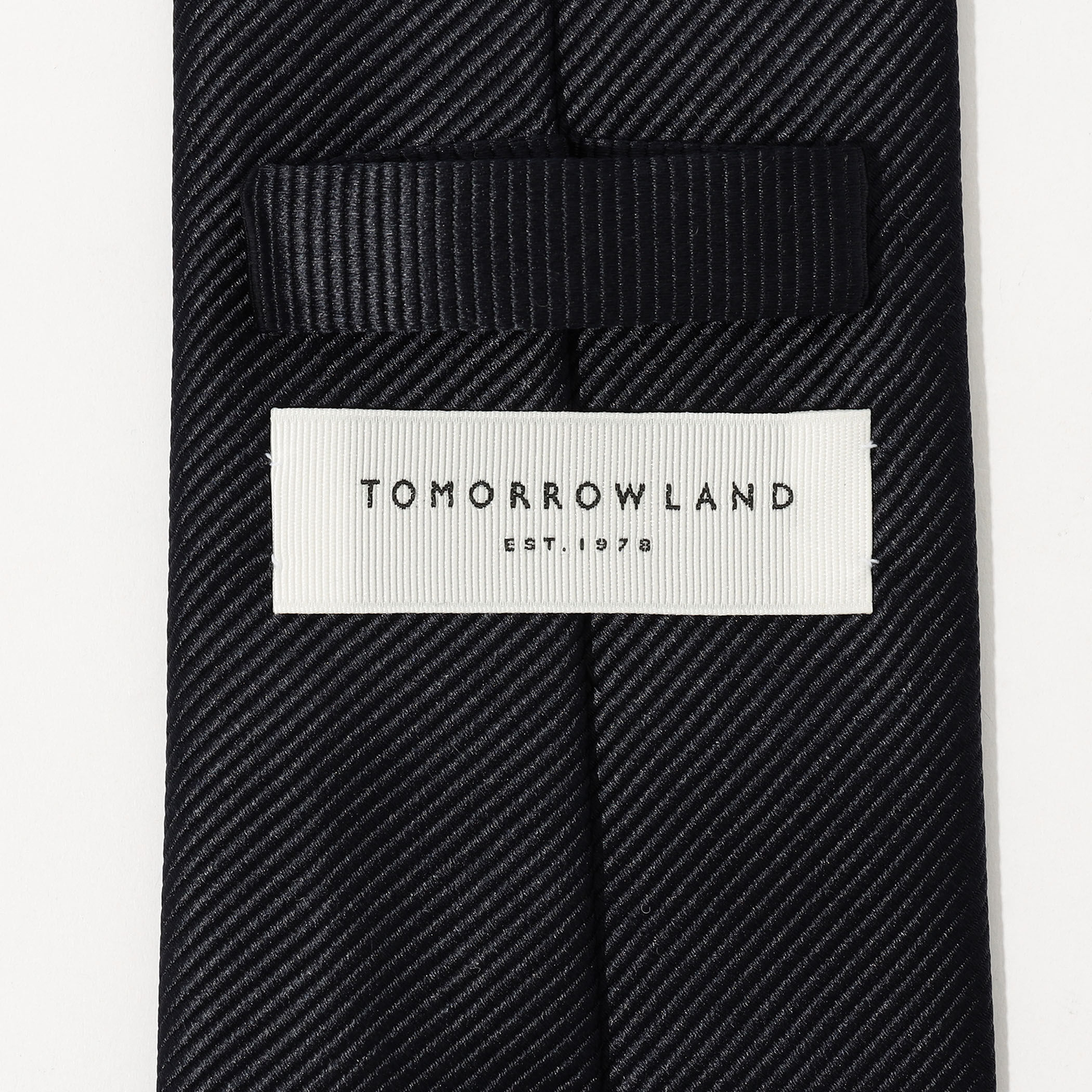 TOMORROWLAND .B シルクツイル タックシャツ｜トゥモローランド