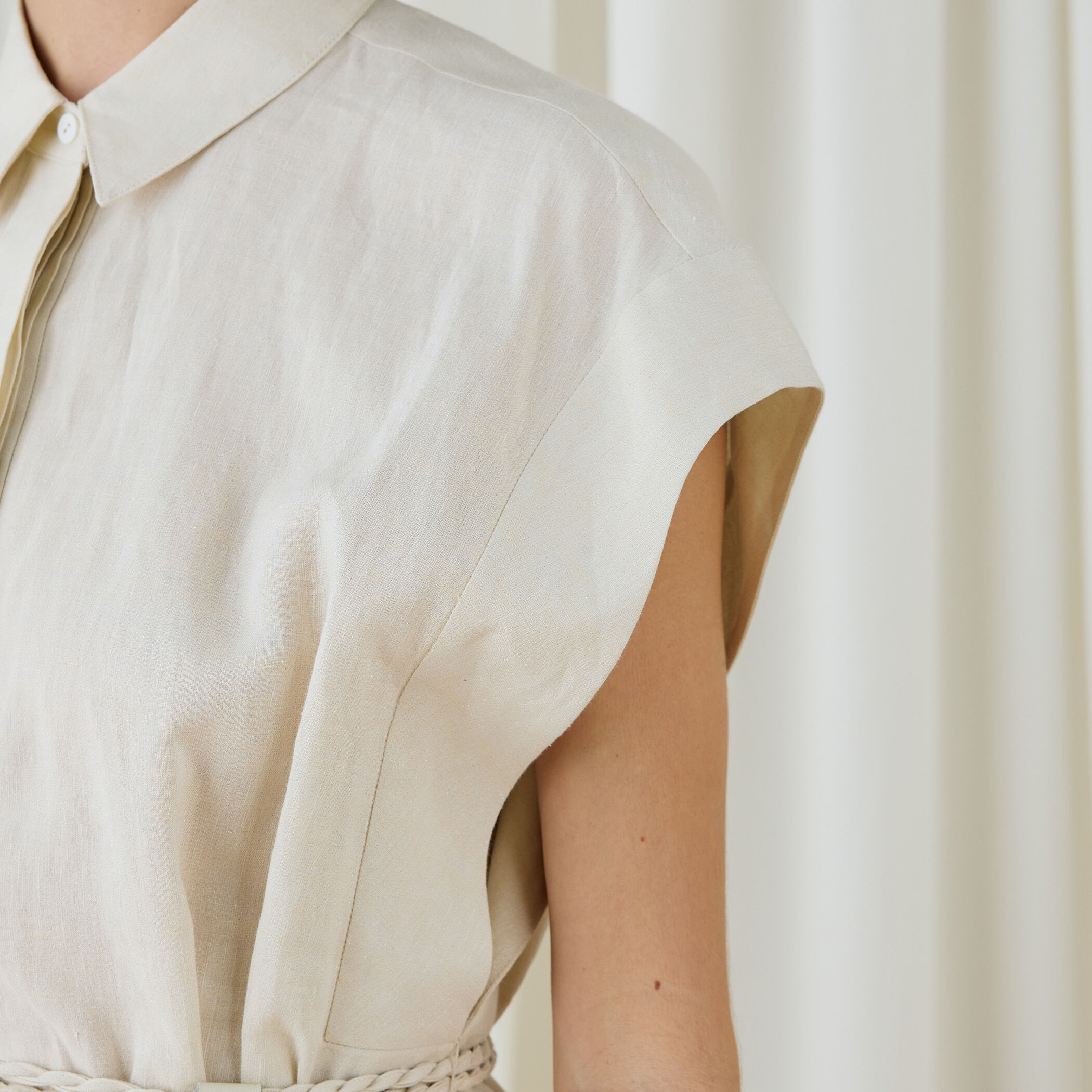 スパークリネン ボクシーブラウス｜トゥモローランド 公式通販