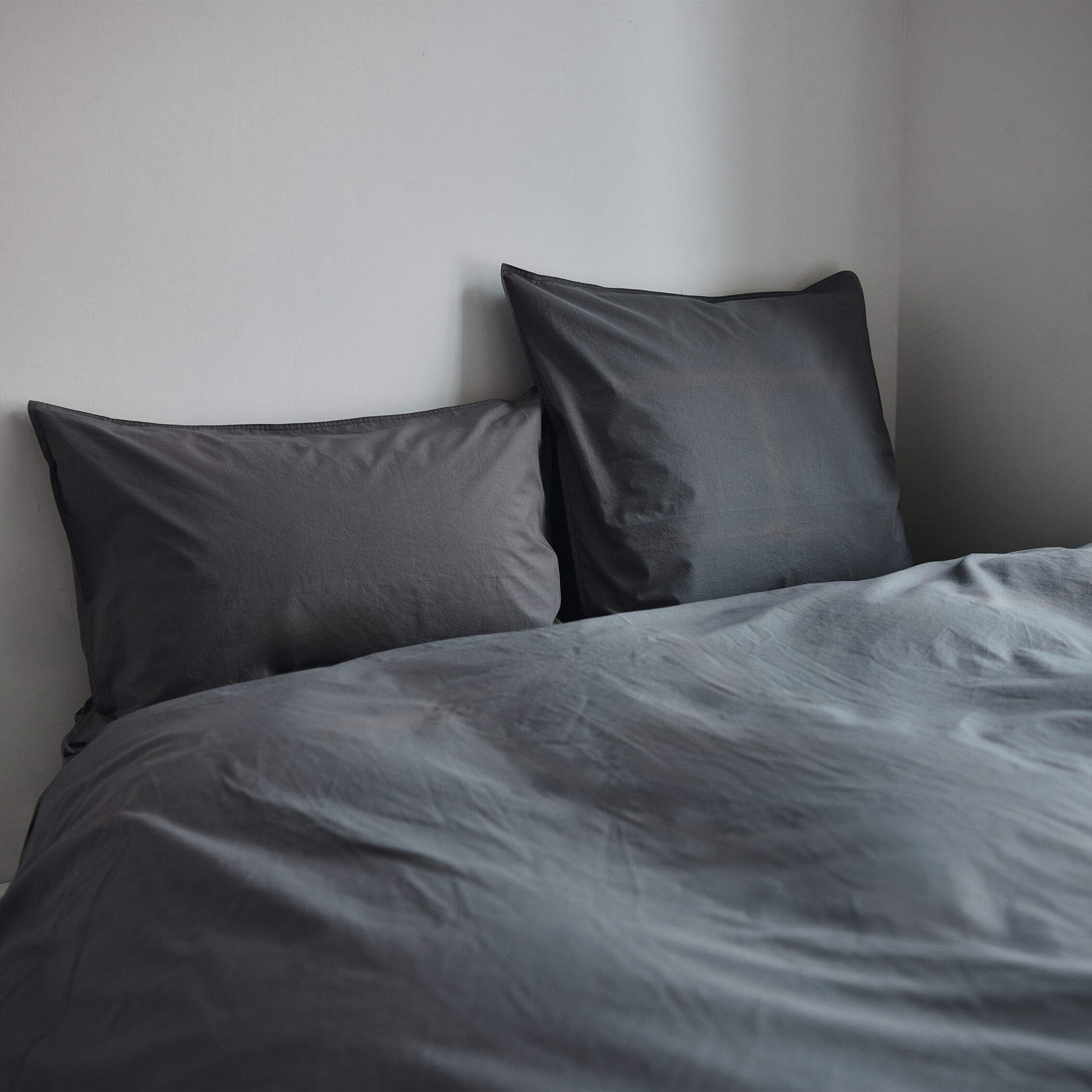 ANTEPRIMA ピローケース グレー 約50cm x 70cm ANTEPRIMA ピローケース グレー 約50cm x 70cm プレーンコットン