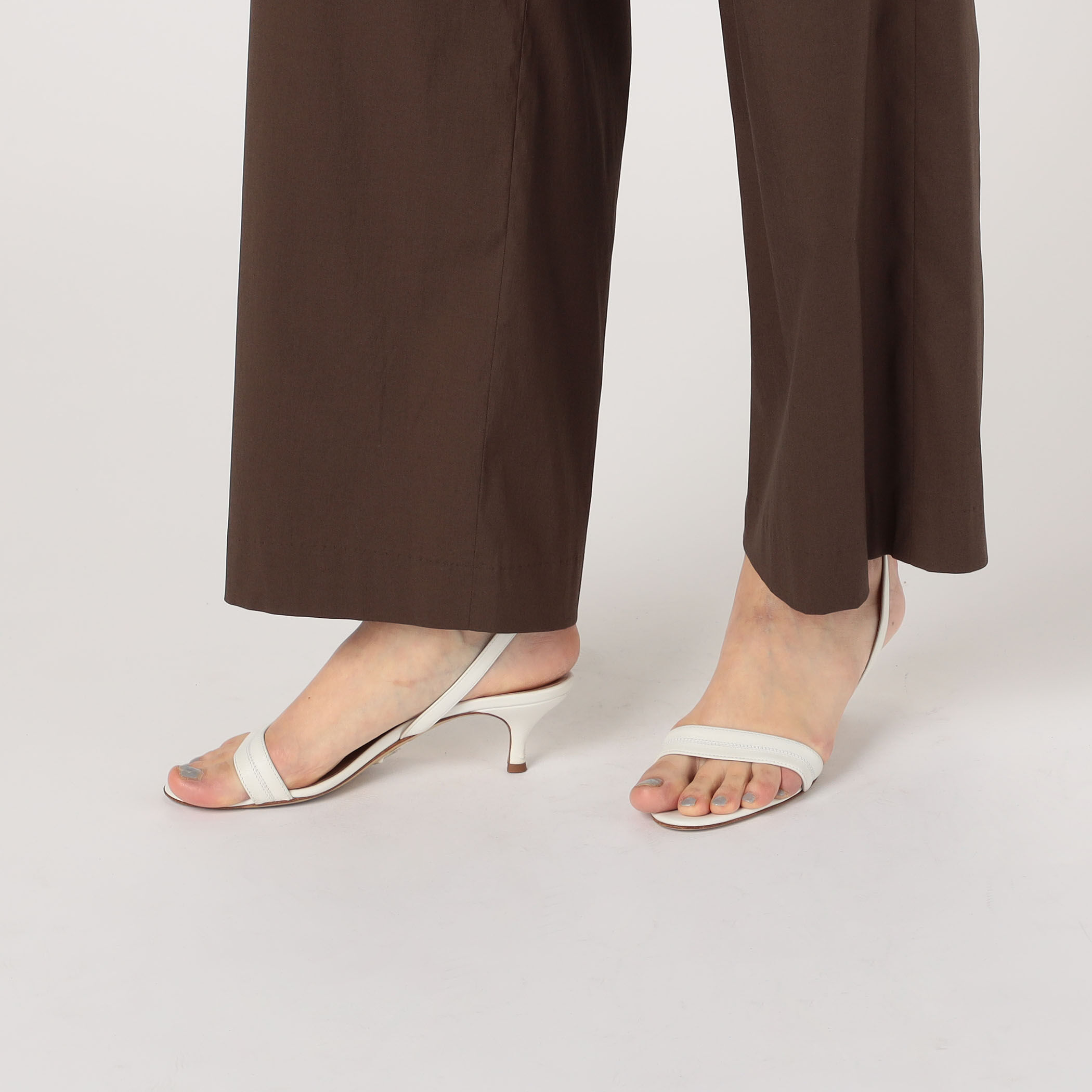 ハイパワーストレッチブロード リラックスパンツ｜トゥモローランド