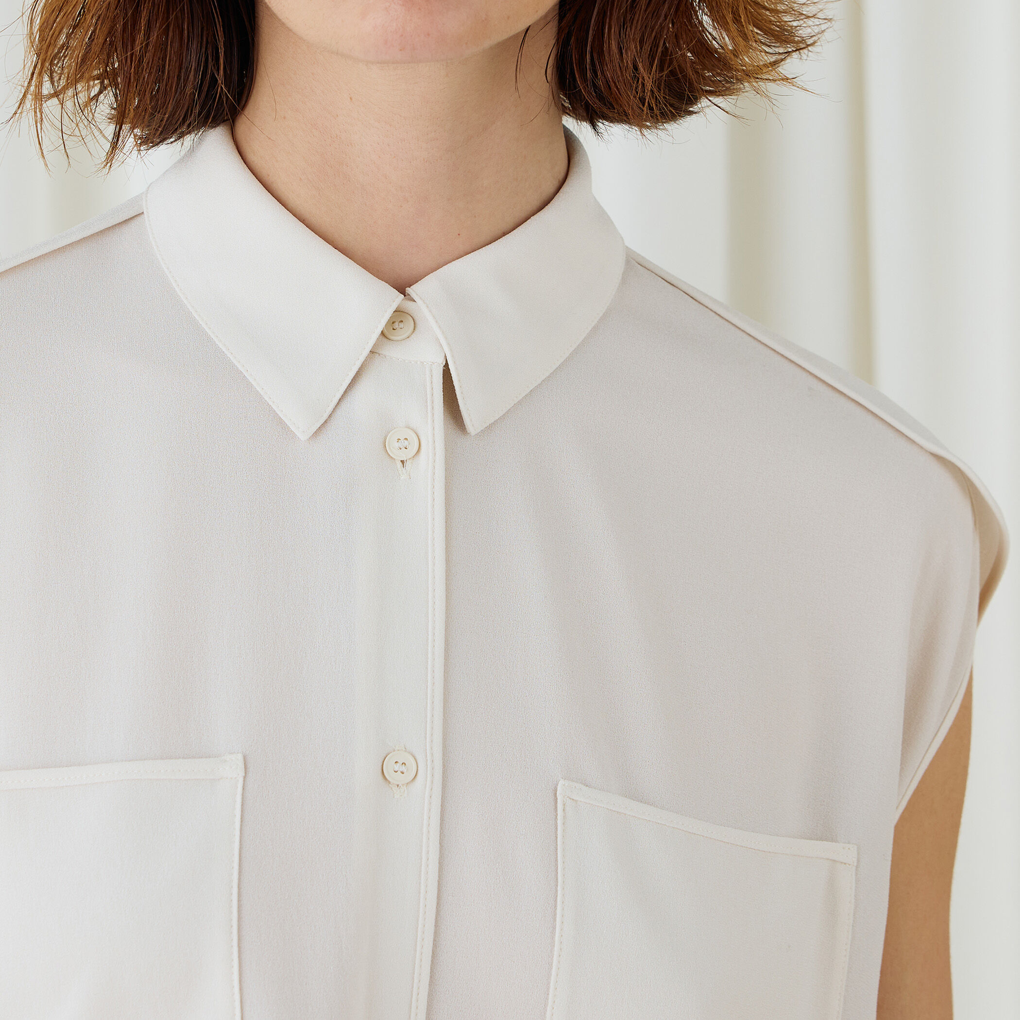 ジャージーライクジョーゼット パイピングブラウス｜トゥモローランド