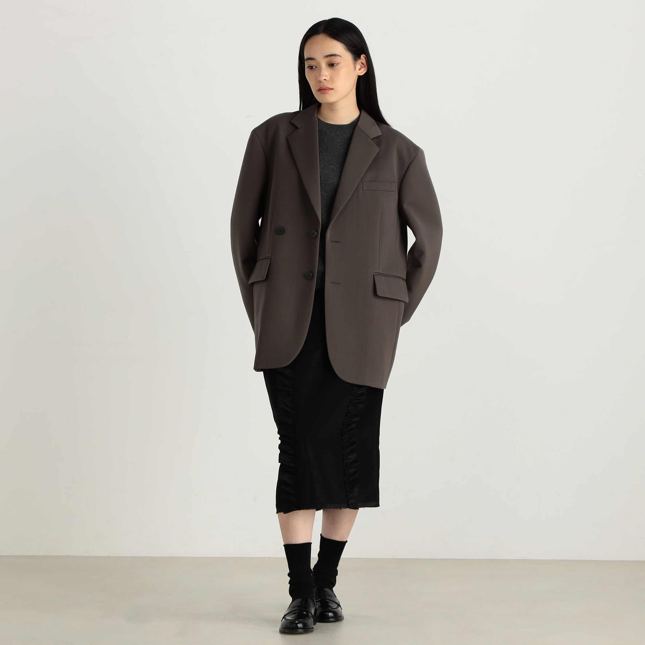 □グロッシーフリル タイトスカート｜トゥモローランド 公式通販