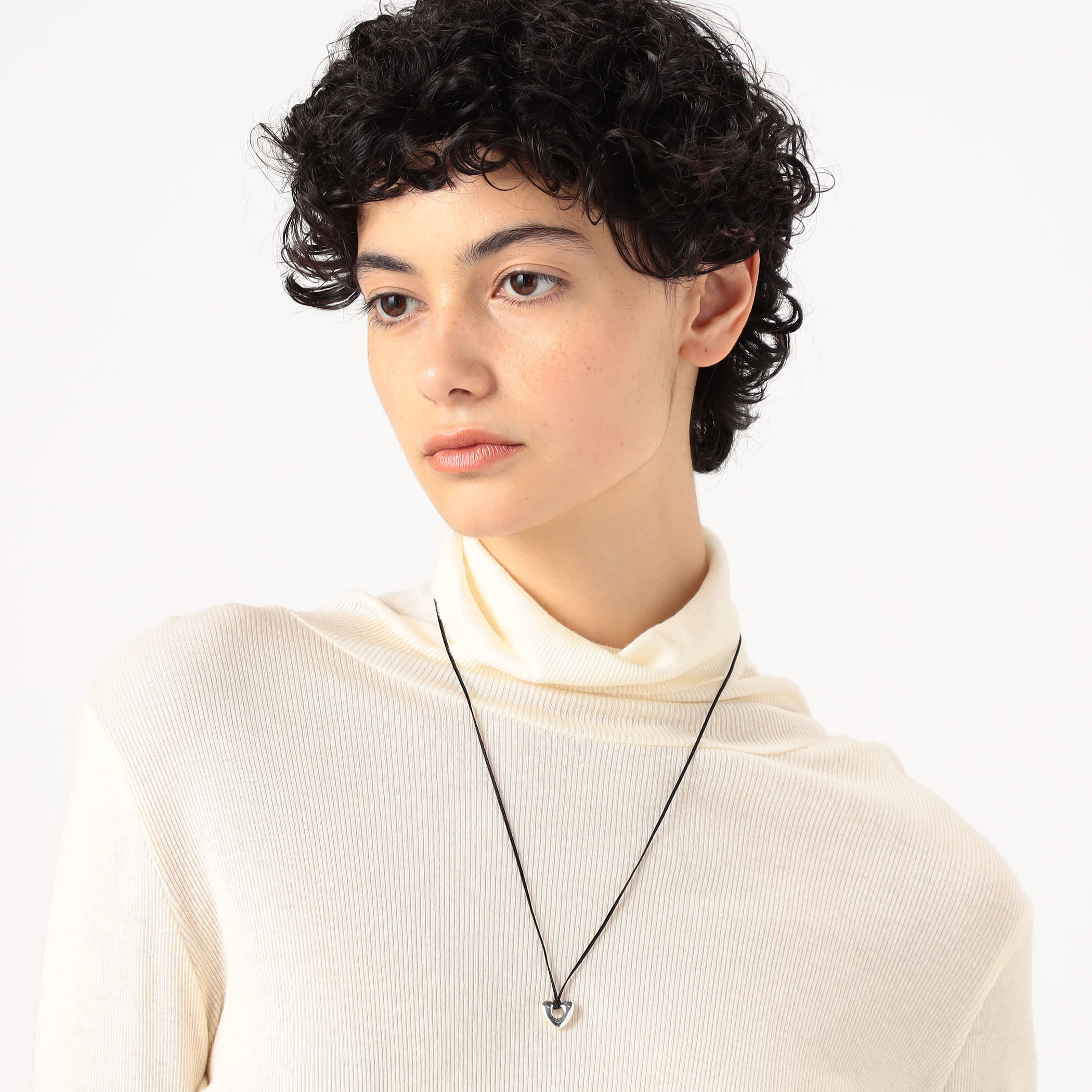 【35％OFF】 Annika Inez 公式通販 オープンハートネックレス｜トゥモローランド ネックレス、ペンダント、チョーカー