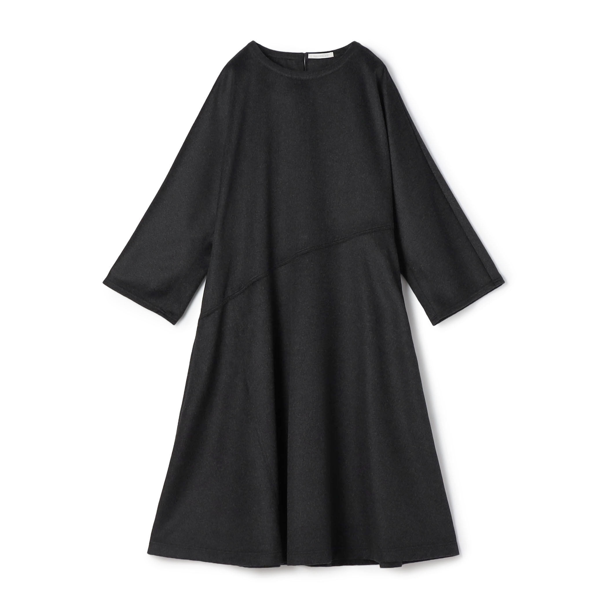 スムースビーバー ワイドヘムワンピース｜トゥモローランド 公式通販